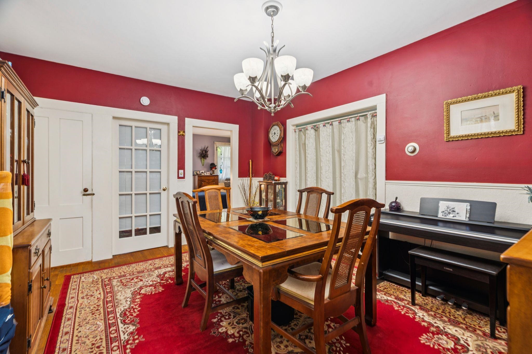 6 Pine Street Property Photo 11