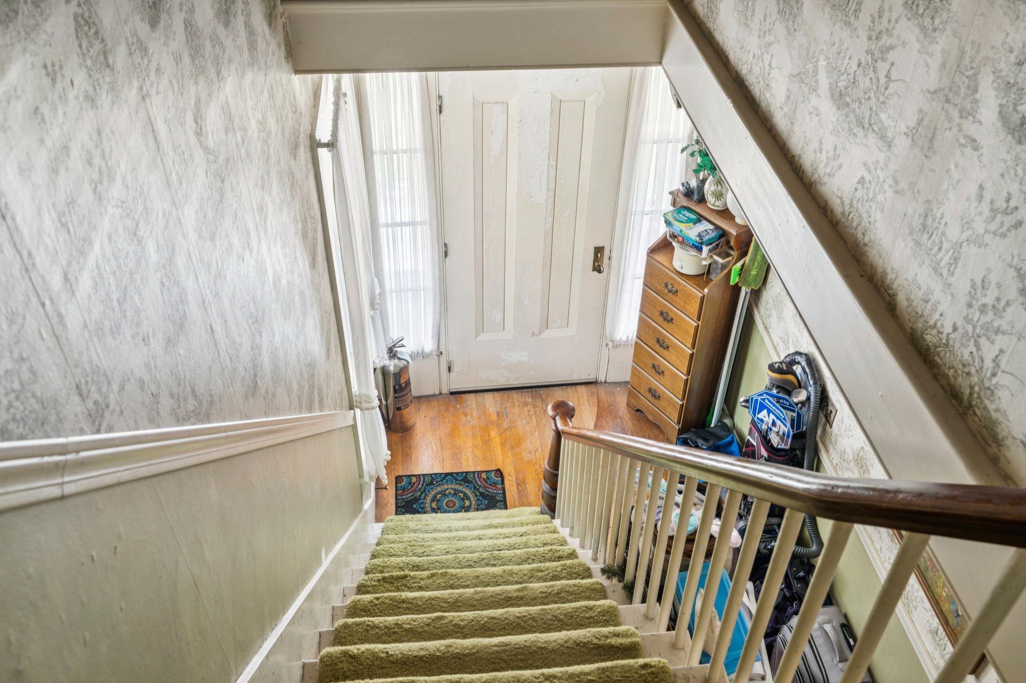 6 Pine Street Property Photo 16