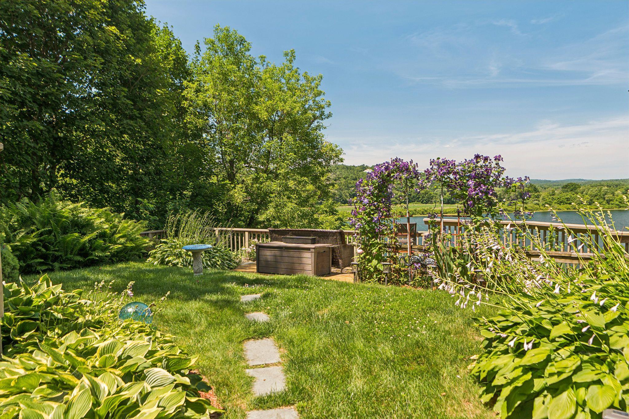 6 Pine Street Property Photo 41