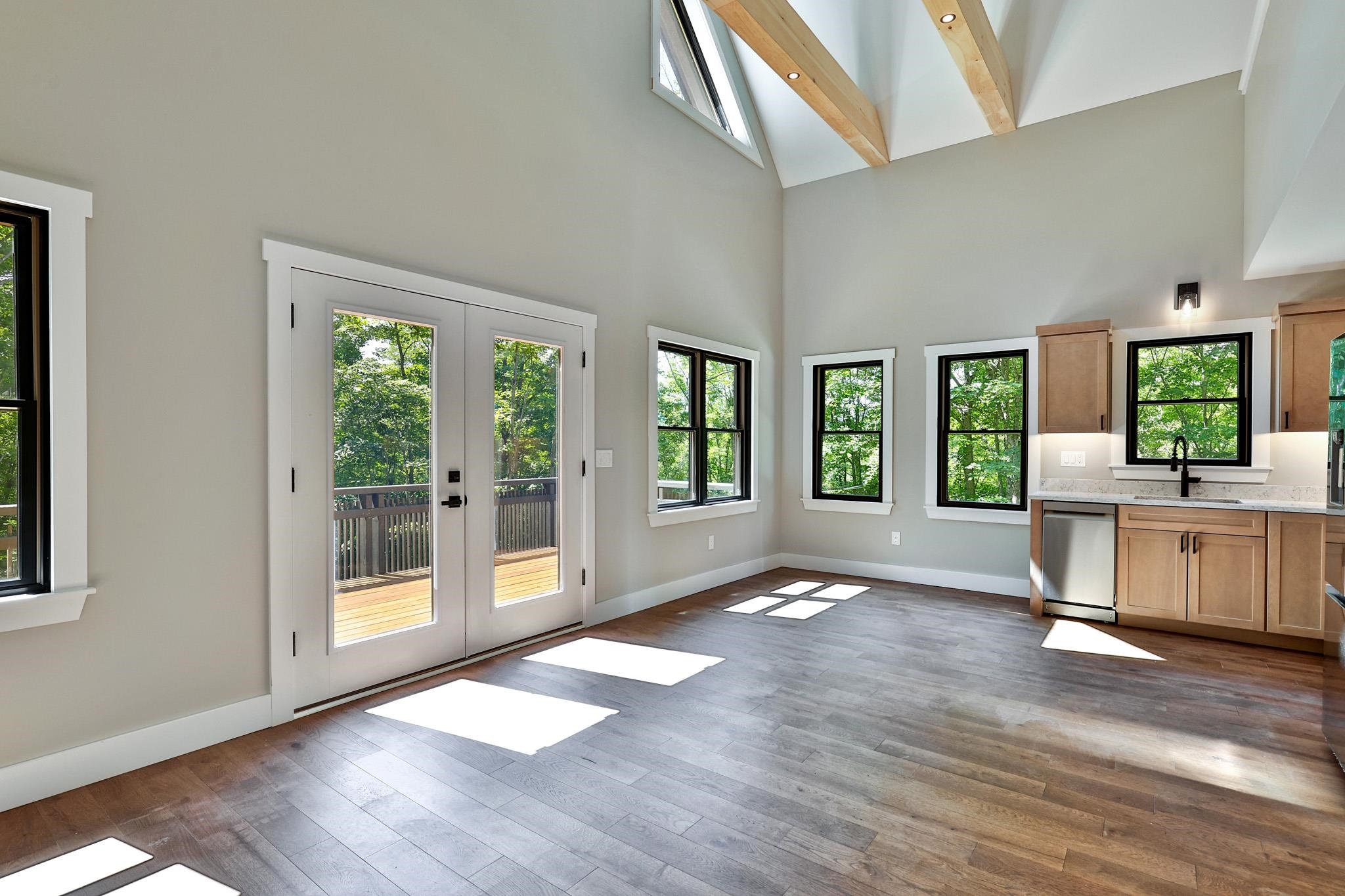 300 Great Hawk Road Property Photo 4