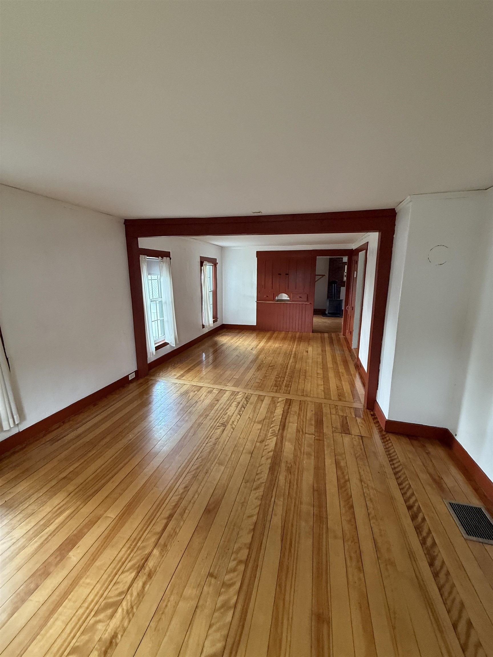 55 South Street Property Photo 37