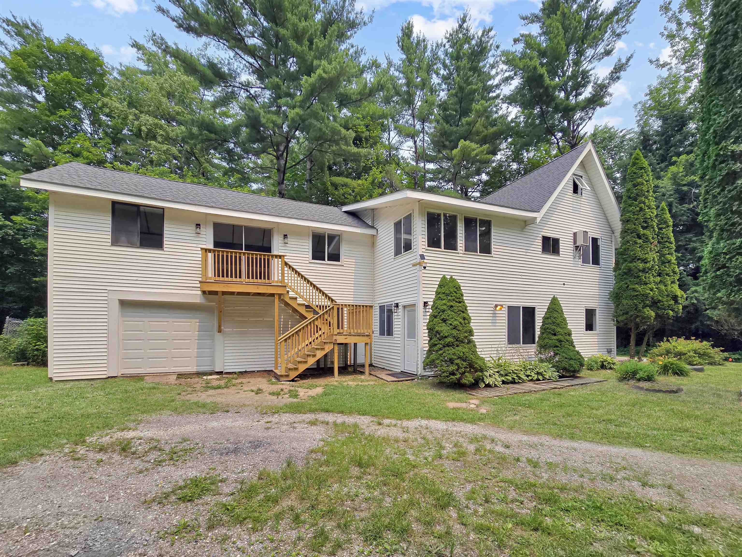 1643 Franklin Street Property Photo 1