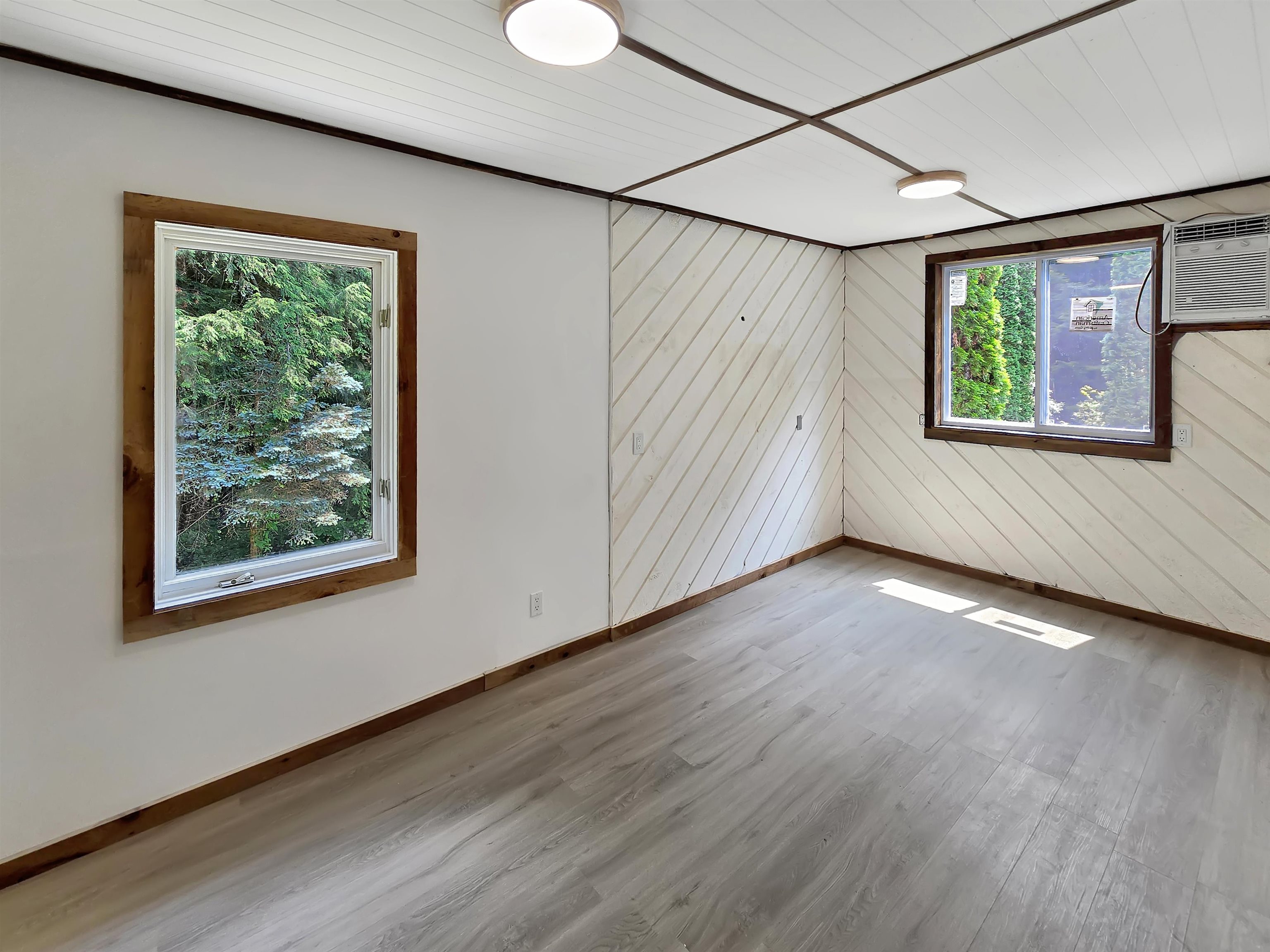 1643 Franklin Street Property Photo 25