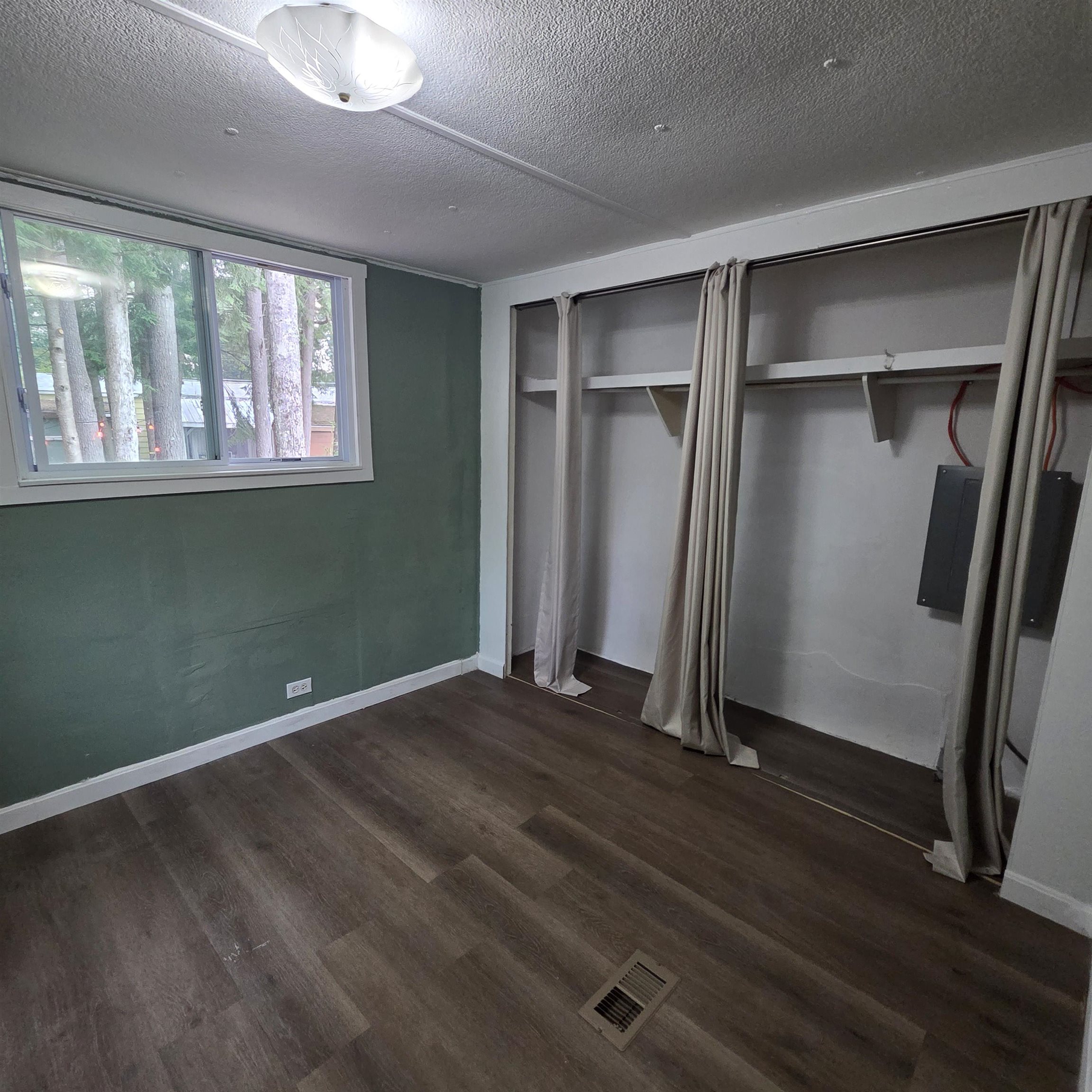 26 Blue Jay Court Property Photo 11