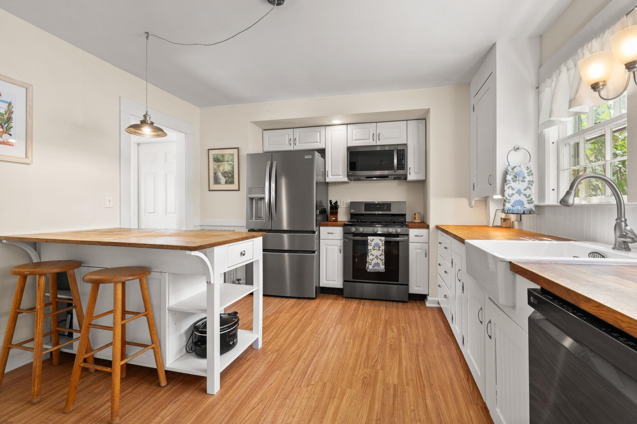 16 Brookline Street Property Photo 8
