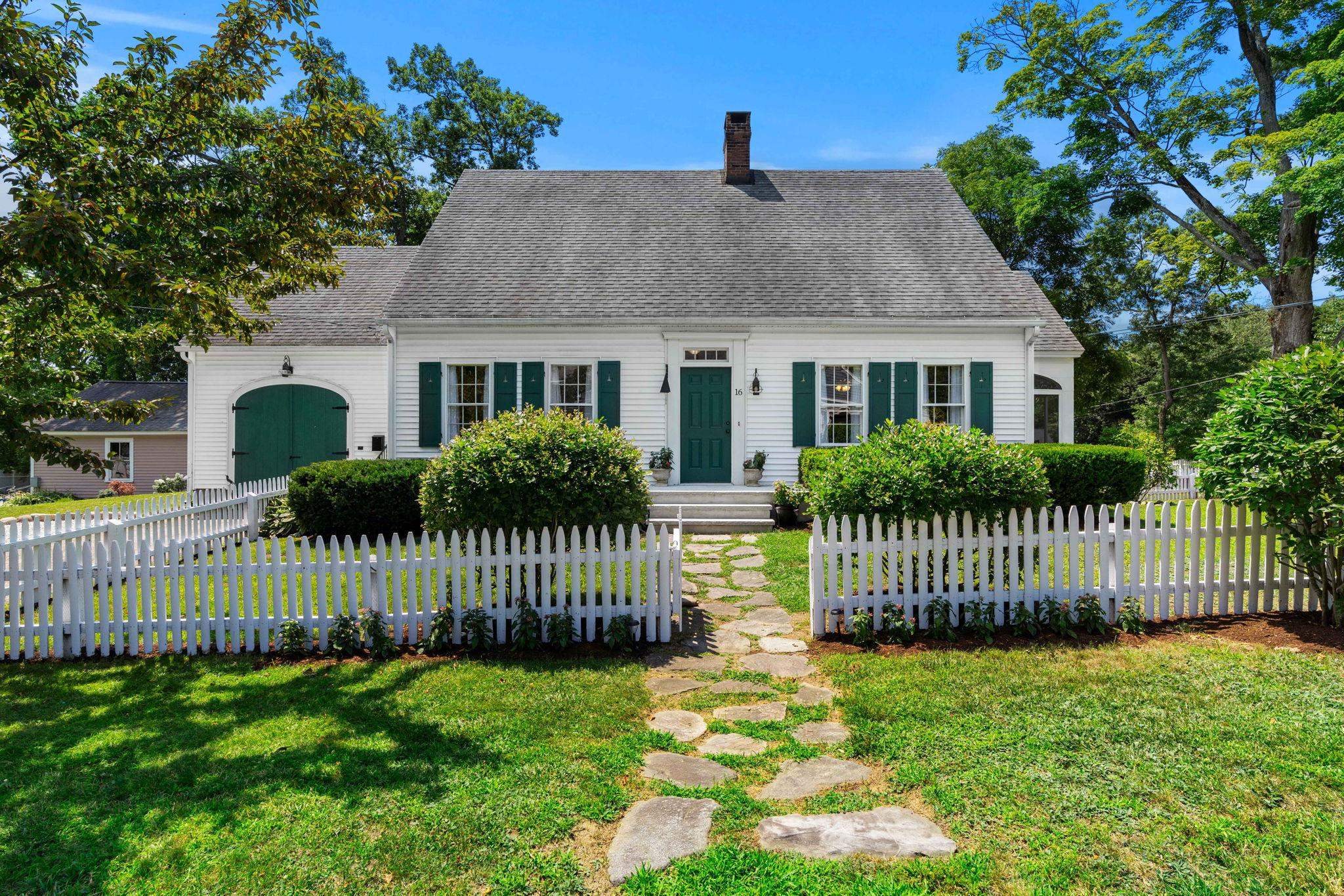 16 Brookline Street Property Photo 45