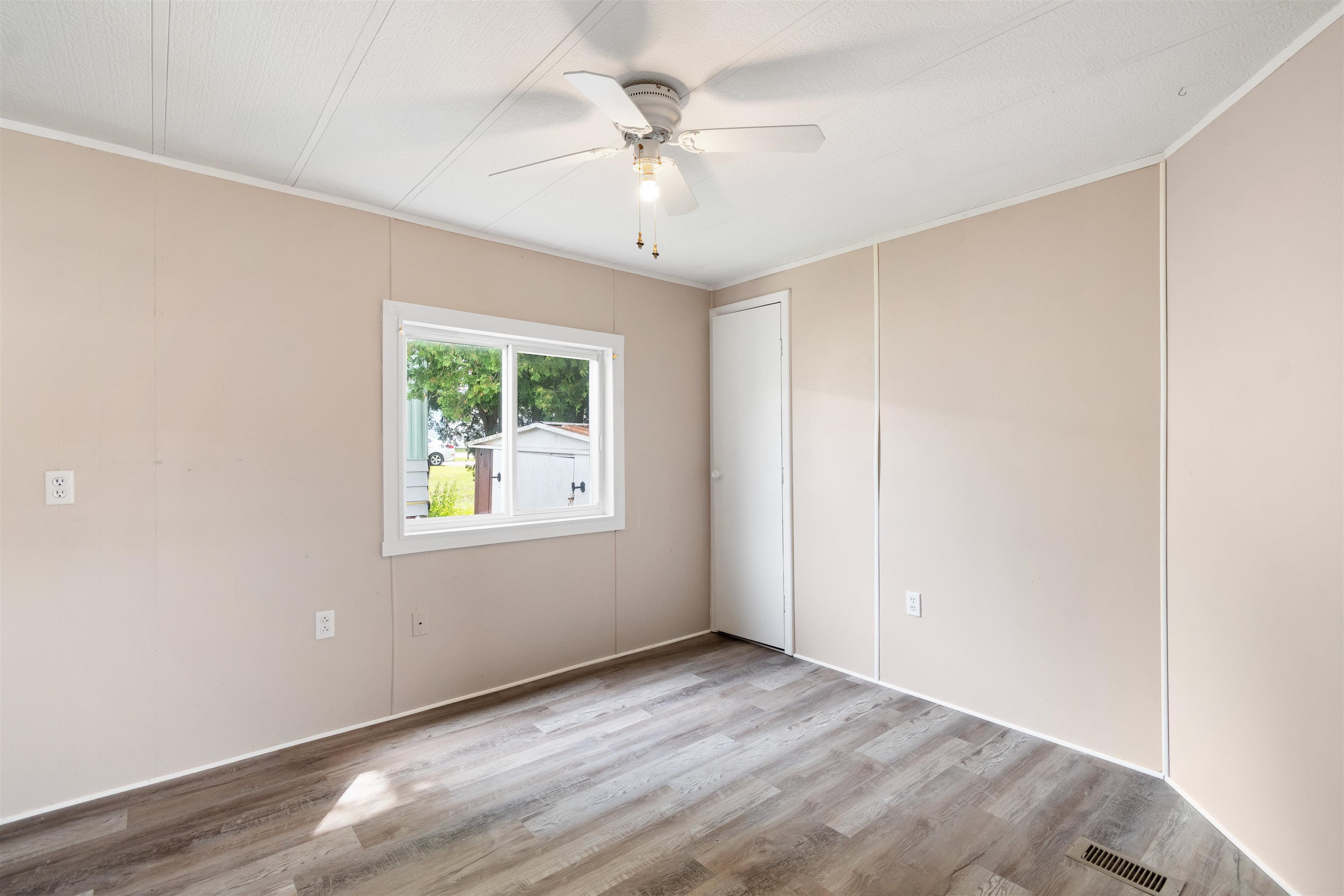 101 6th Street Property Photo 19