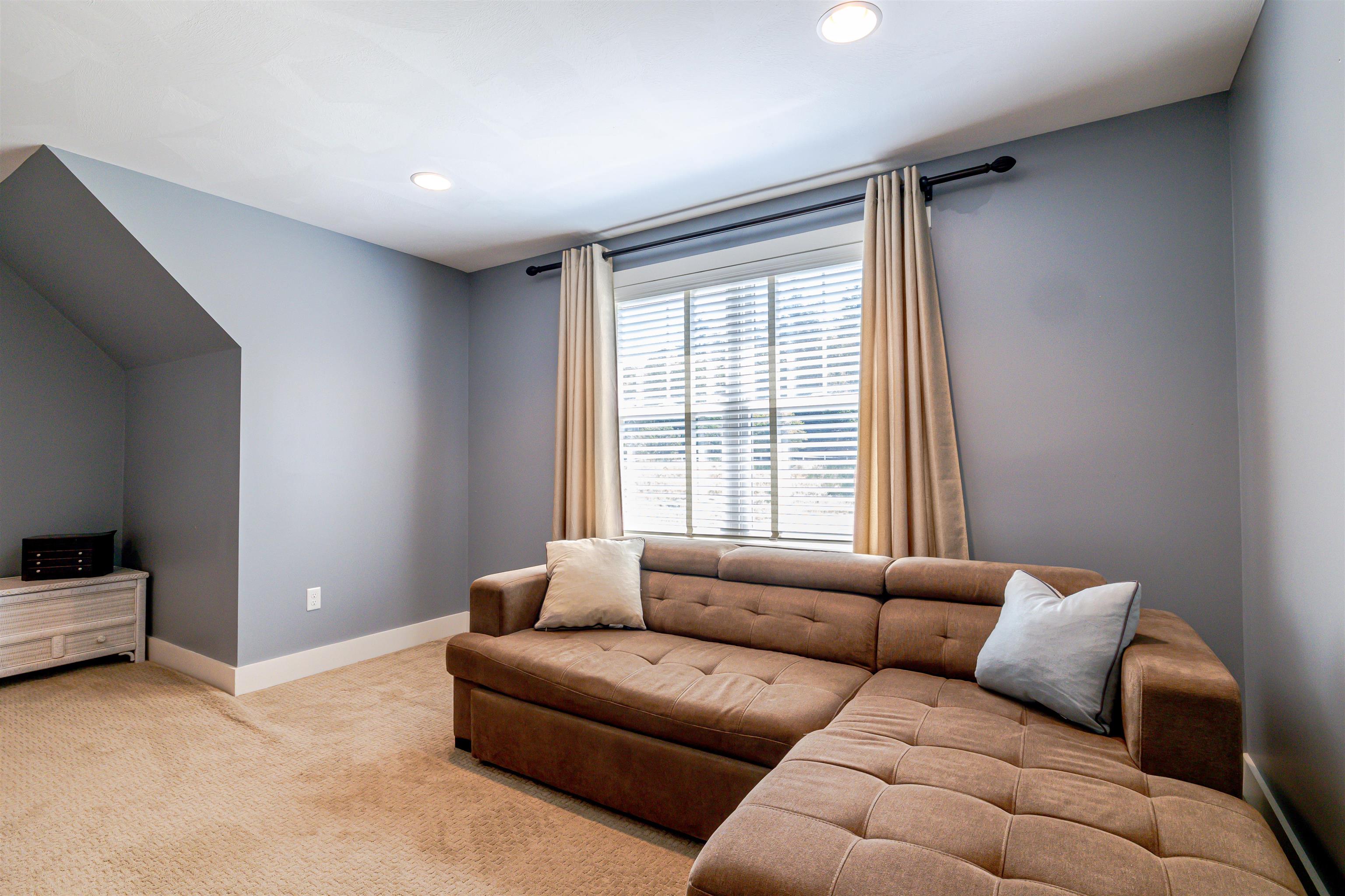 7 Limerick Drive Property Photo 42