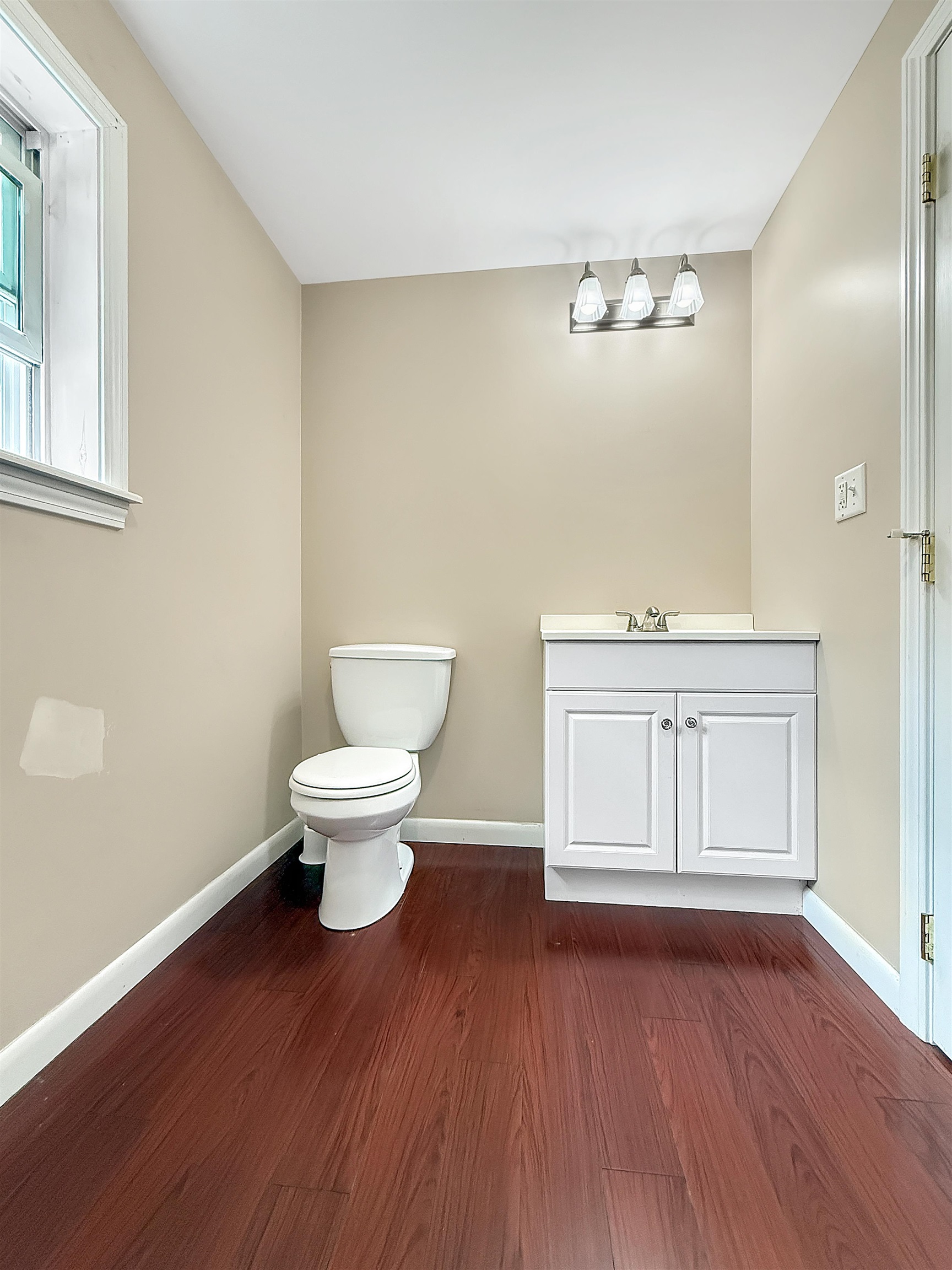 465 Hillside Avenue Property Photo 13