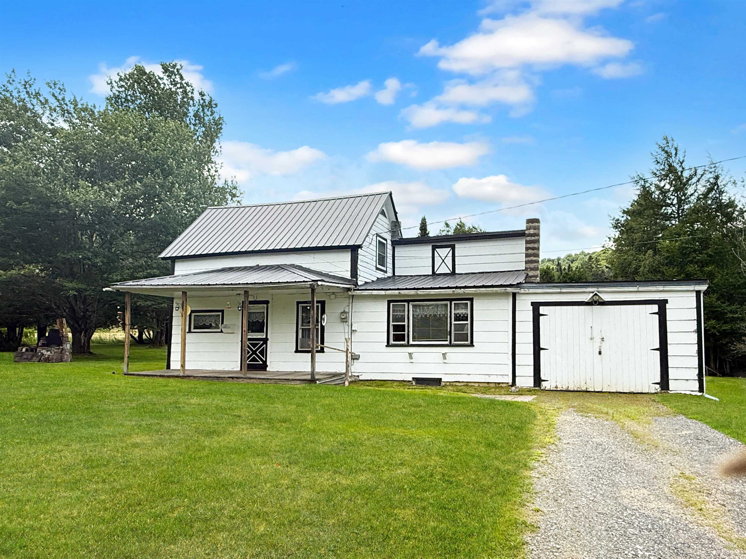 5223 Vt Route 102 Property Photo 1