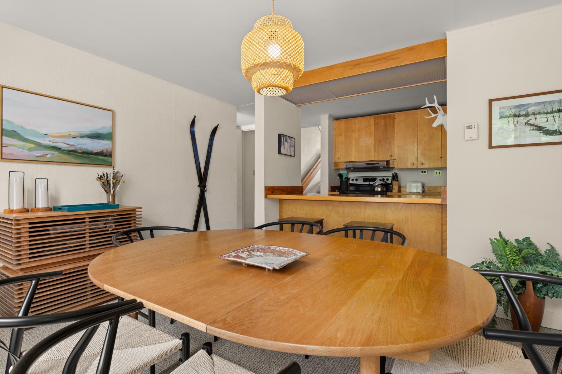 1277 Notchbrook Road Property Photo 6