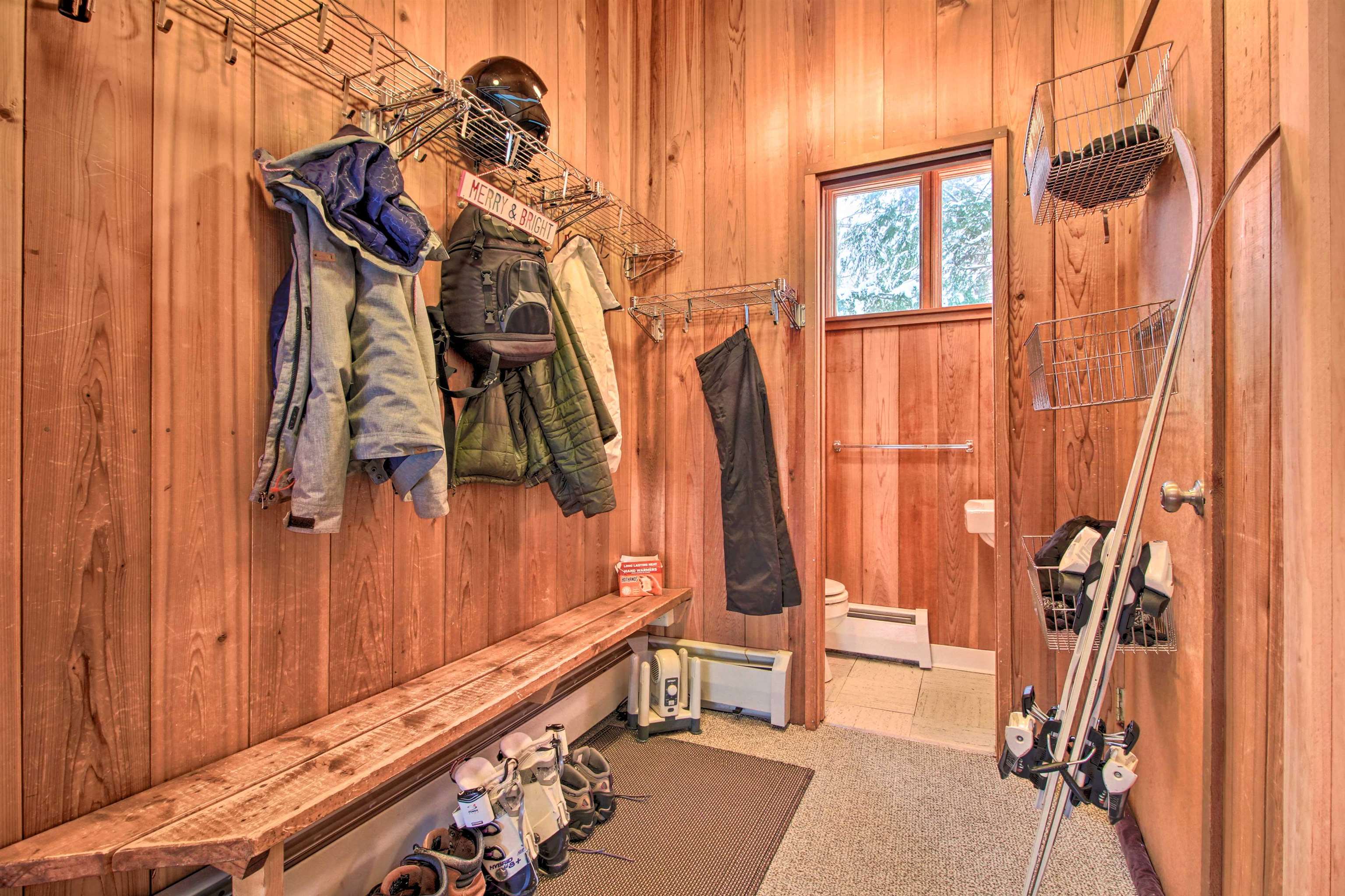 106 Upper Loop Property Photo 13