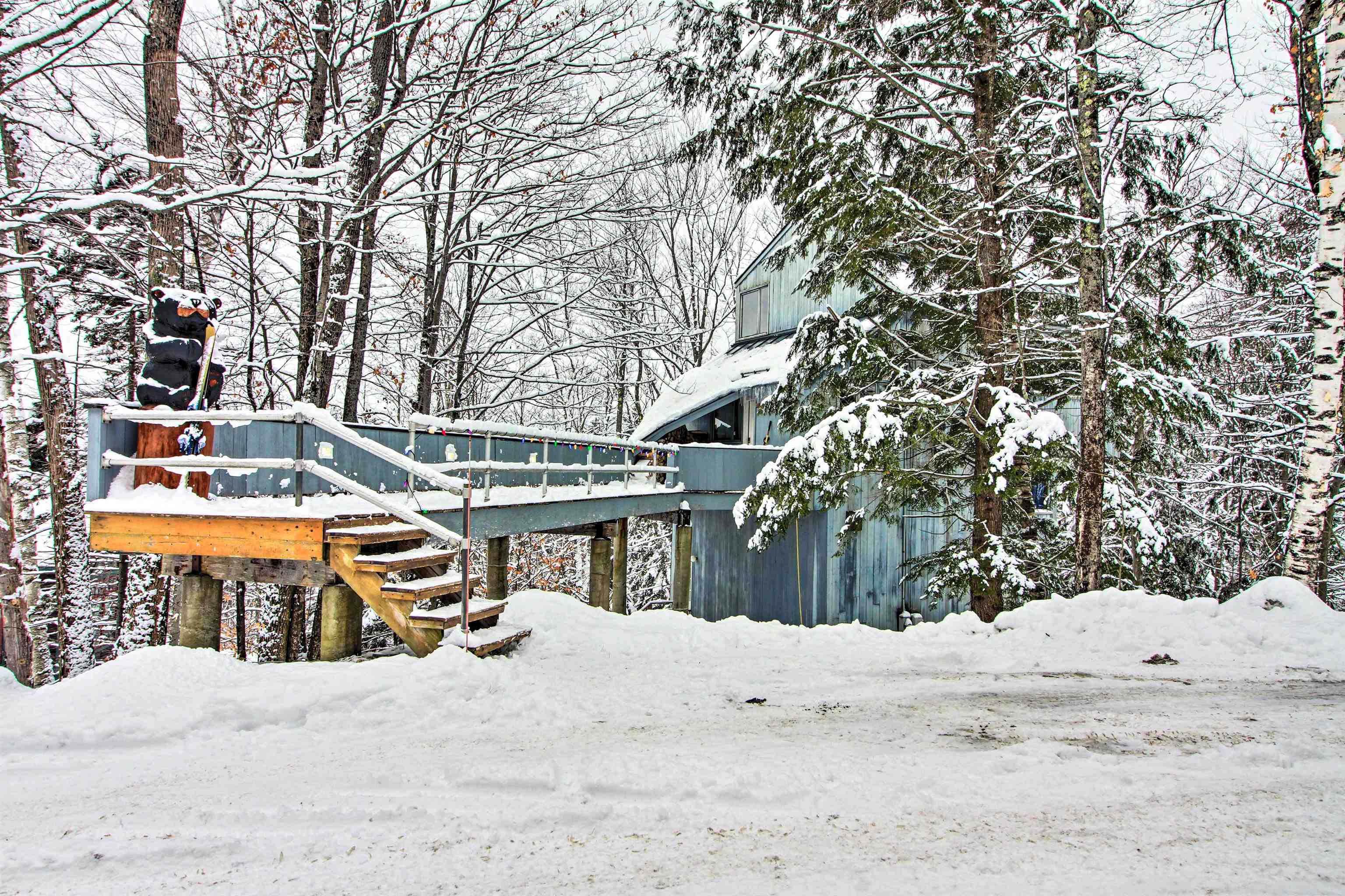 106 Upper Loop Property Photo 32