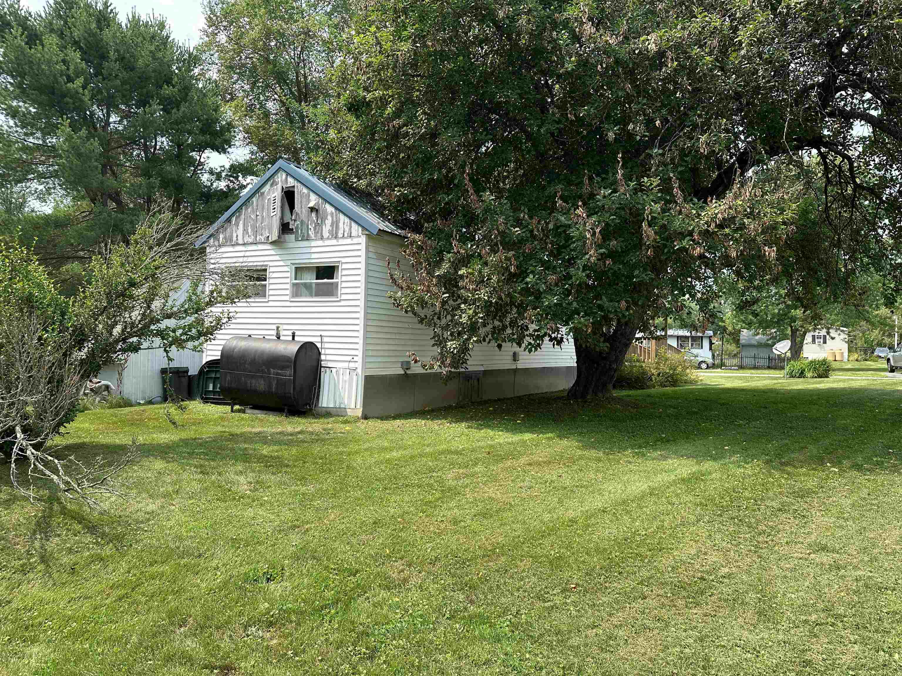 10 Woodland Park Property Photo 26