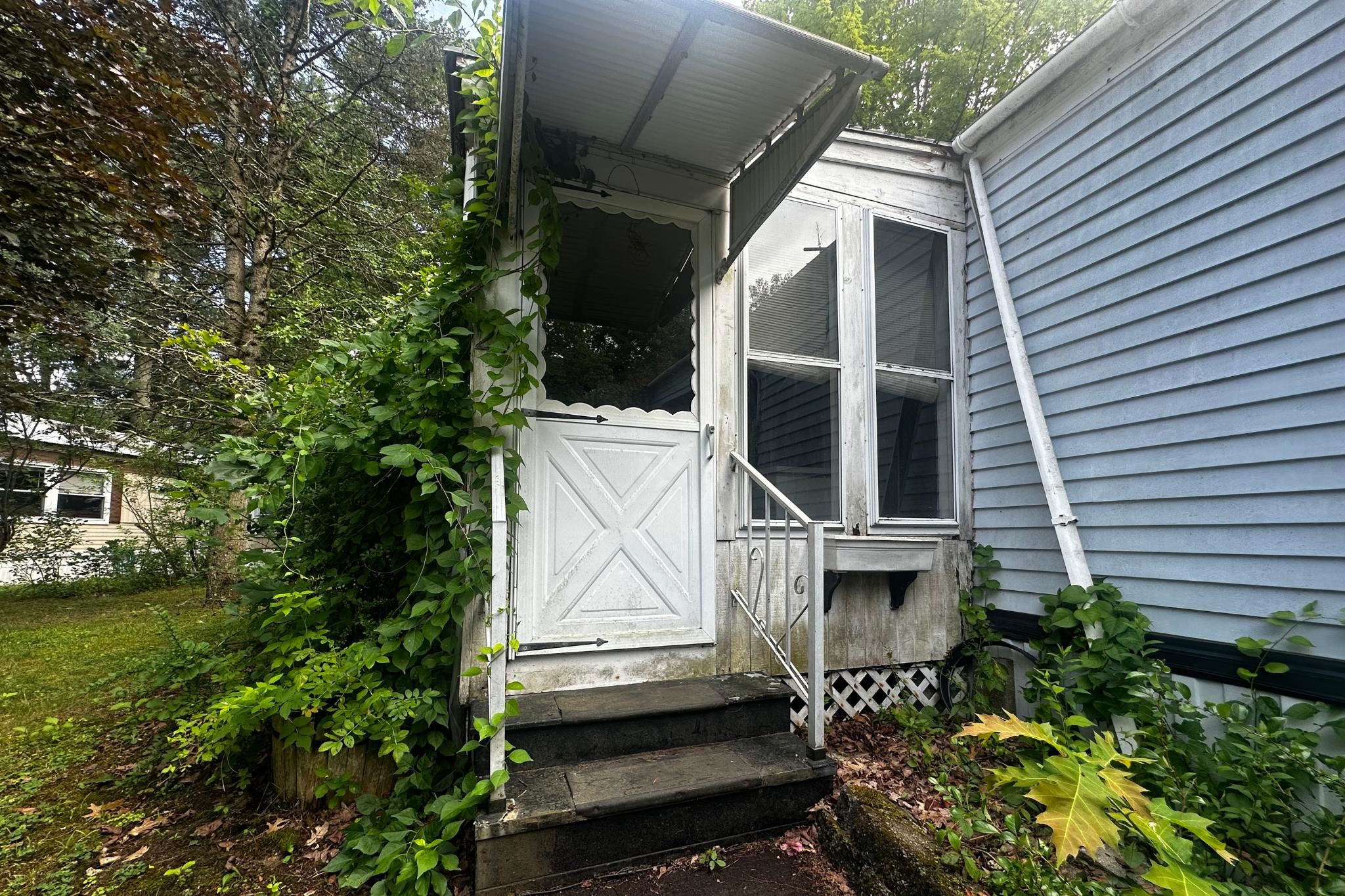 20 Kings Row Property Photo 1