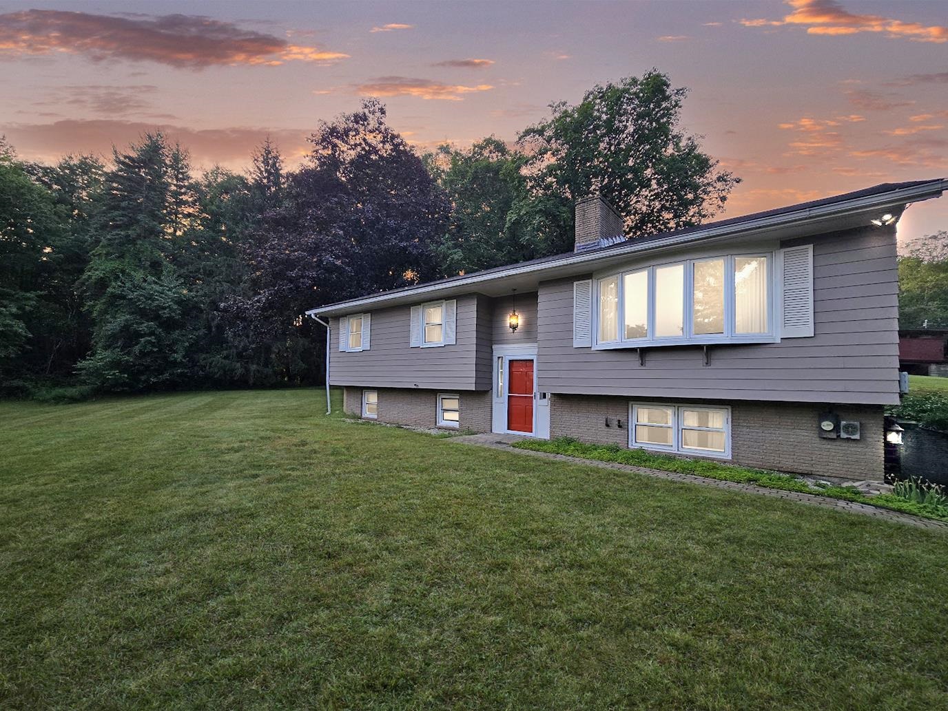 6 Juniper Hill Road Property Photo 1