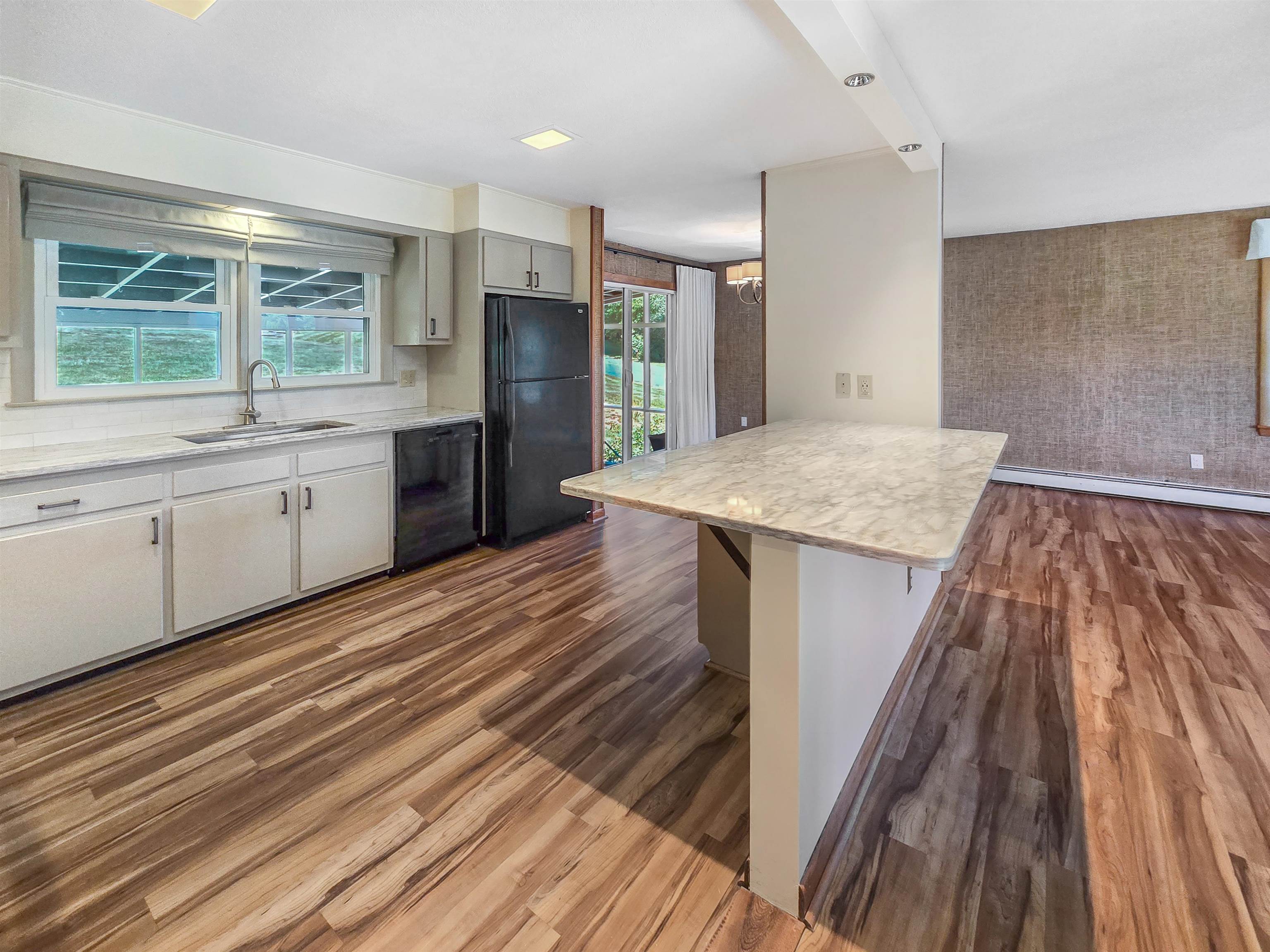 6 Juniper Hill Road Property Photo 10