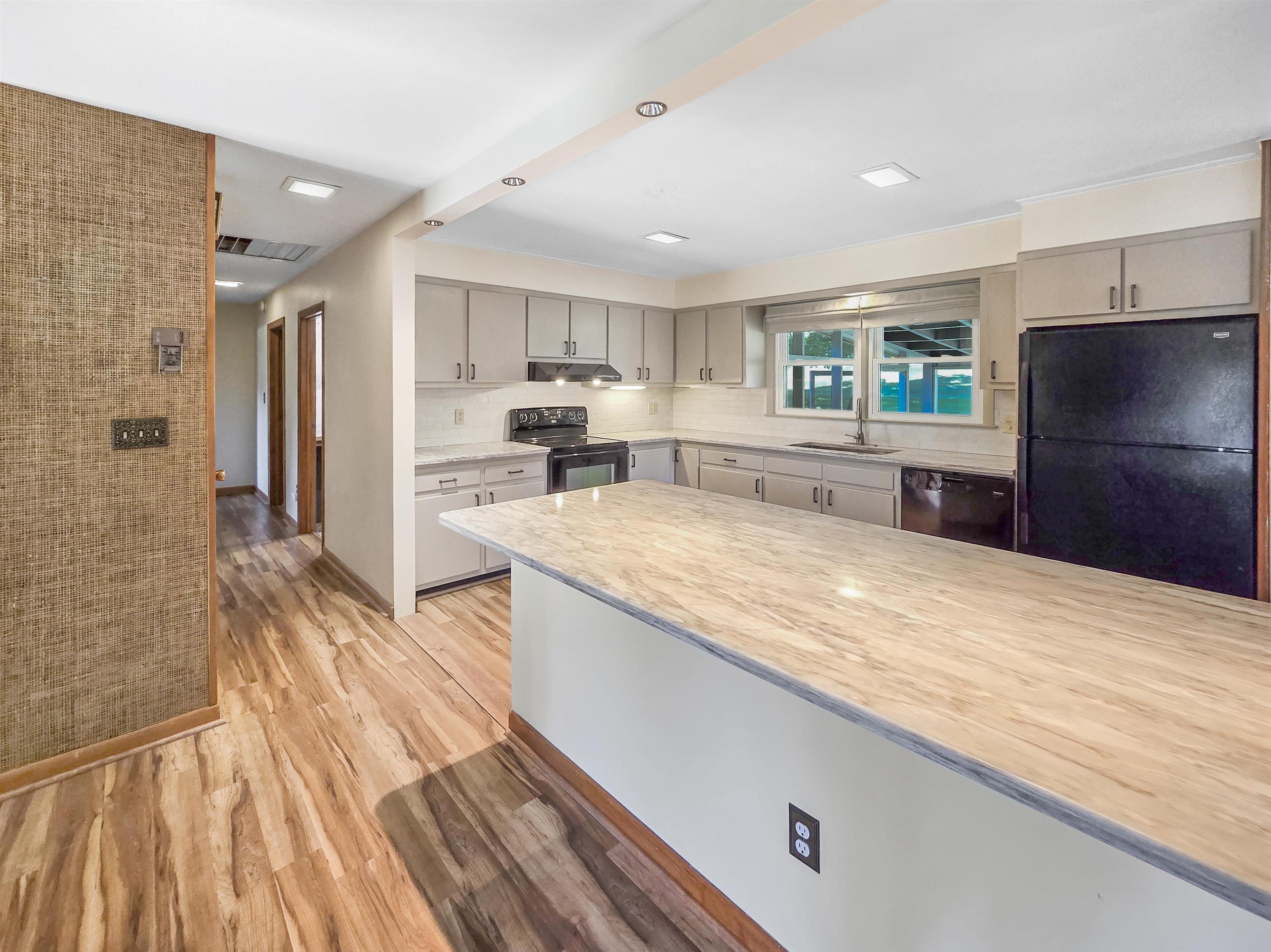 6 Juniper Hill Road Property Photo 11