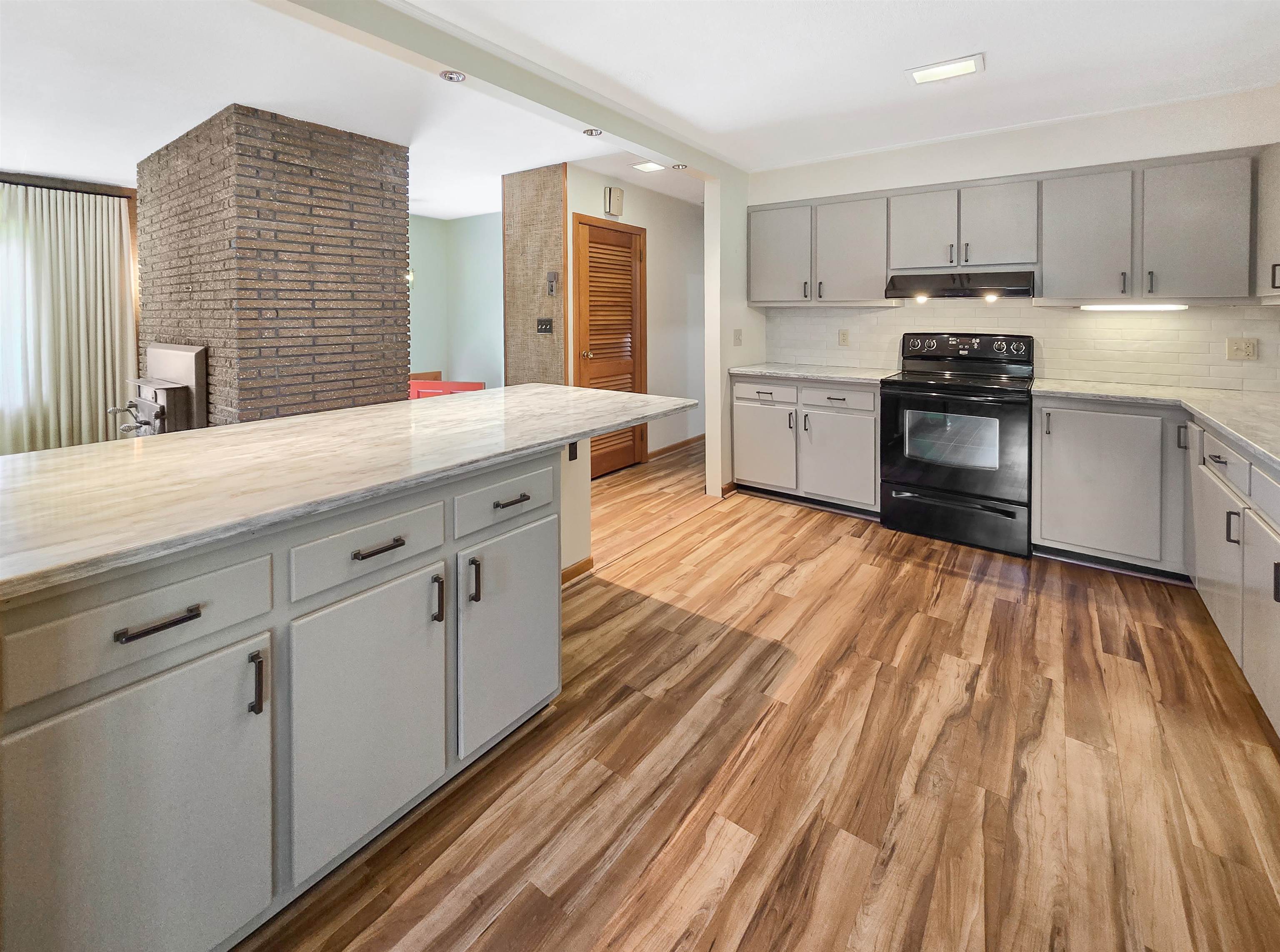 6 Juniper Hill Road Property Photo 12