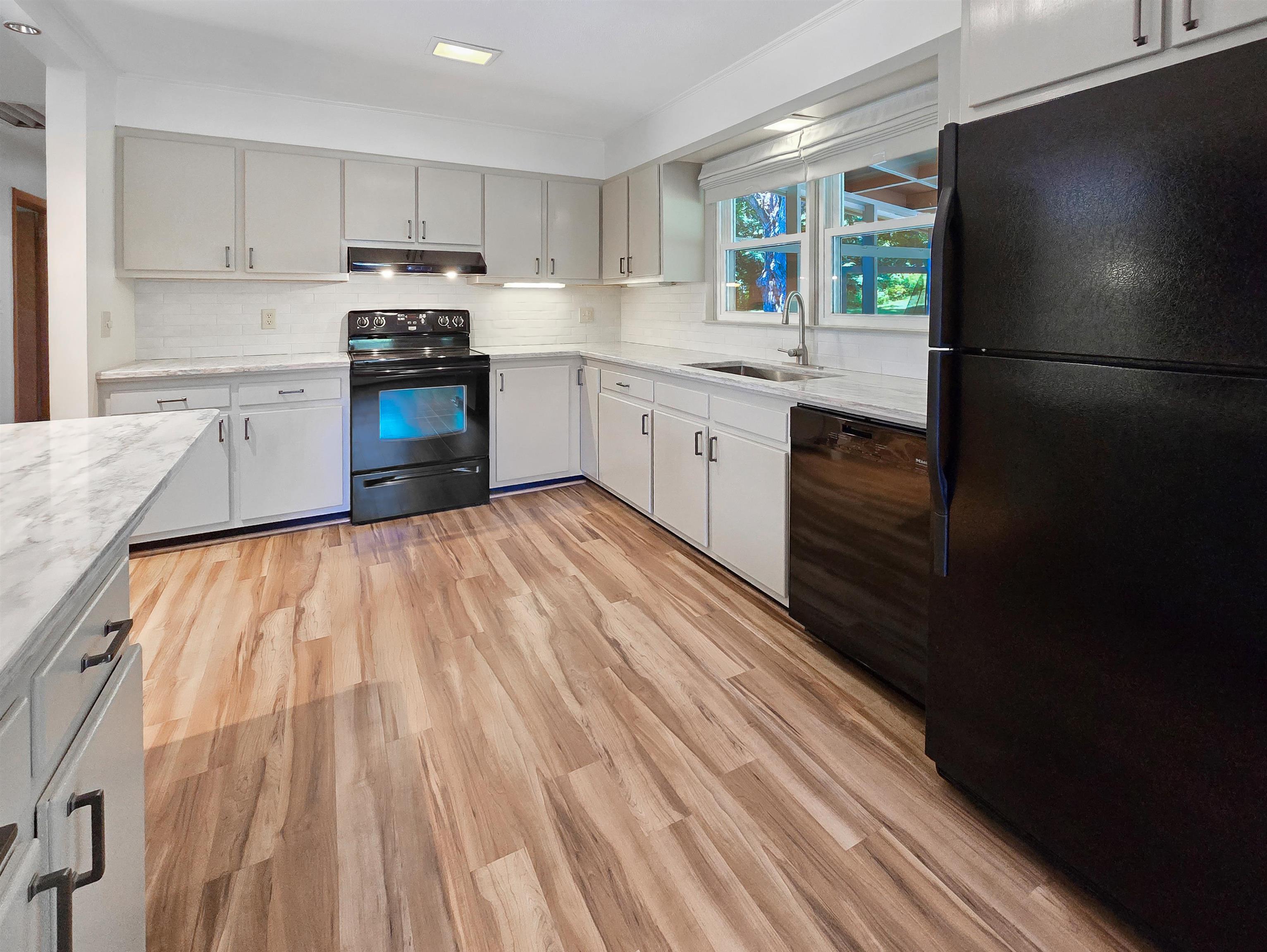 6 Juniper Hill Road Property Photo 14