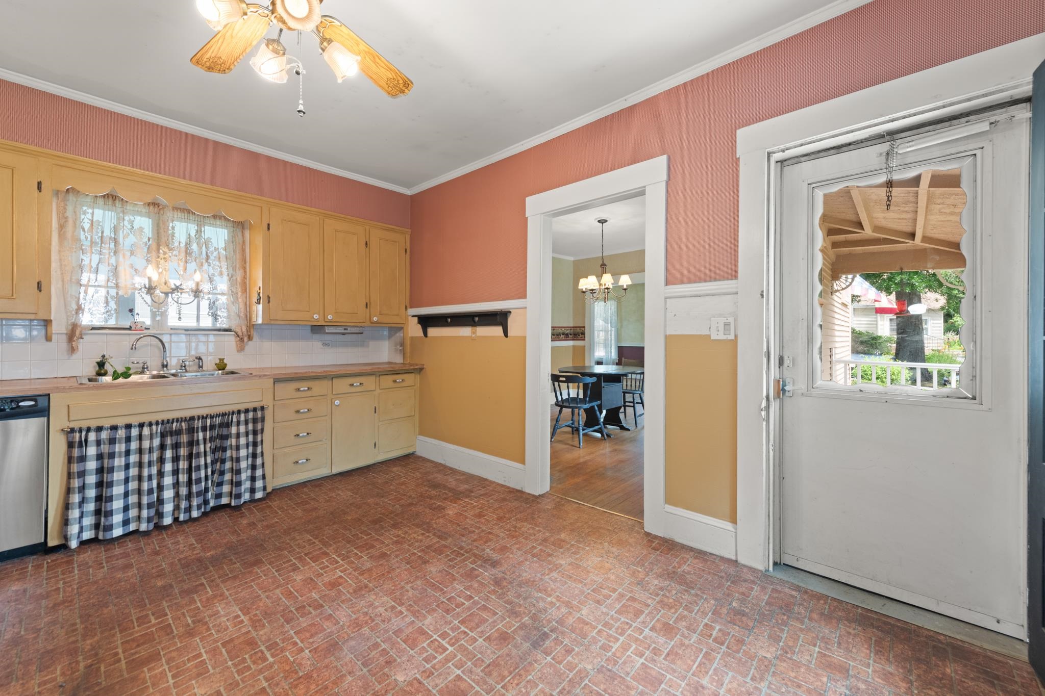 34 Pearl Street Property Photo 10
