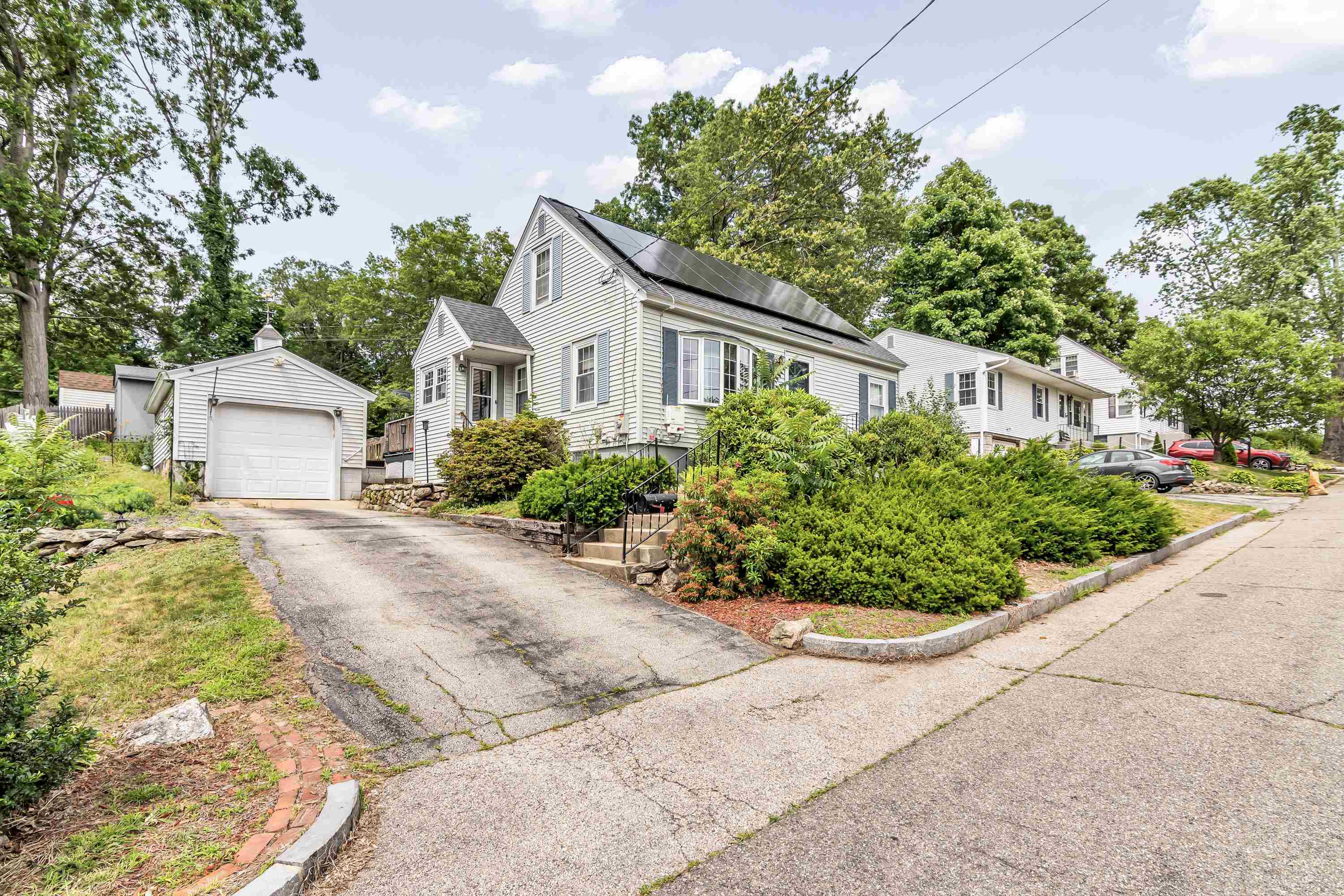 354 Seames Drive Property Photo 2
