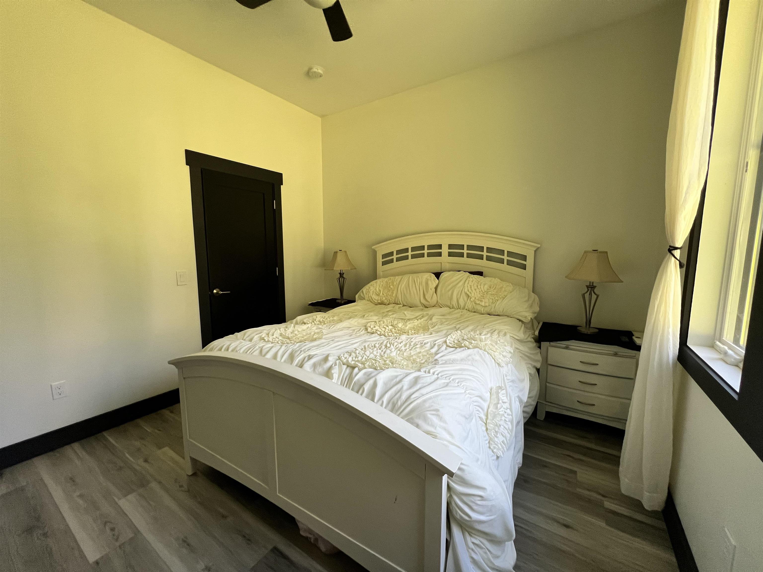 791 Journey End Property Photo 22