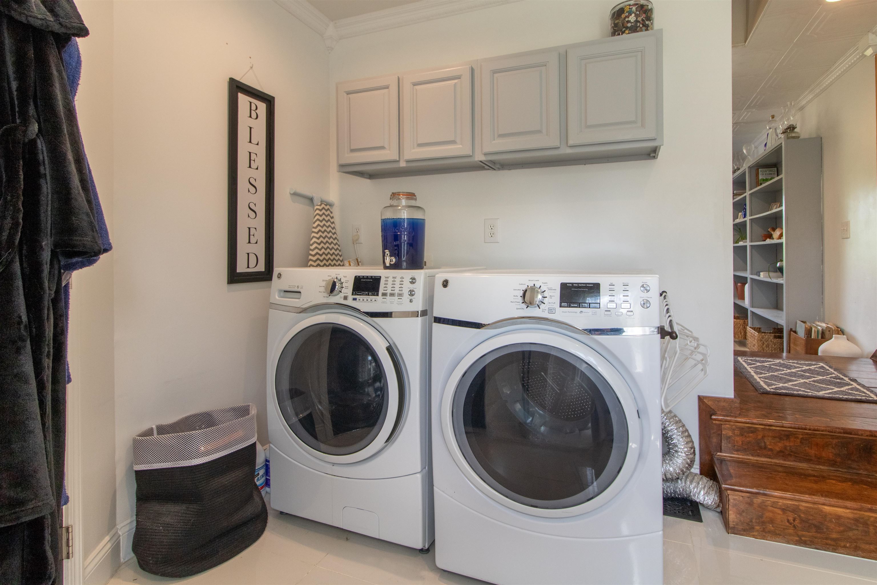 207 Pine Street Property Photo 22