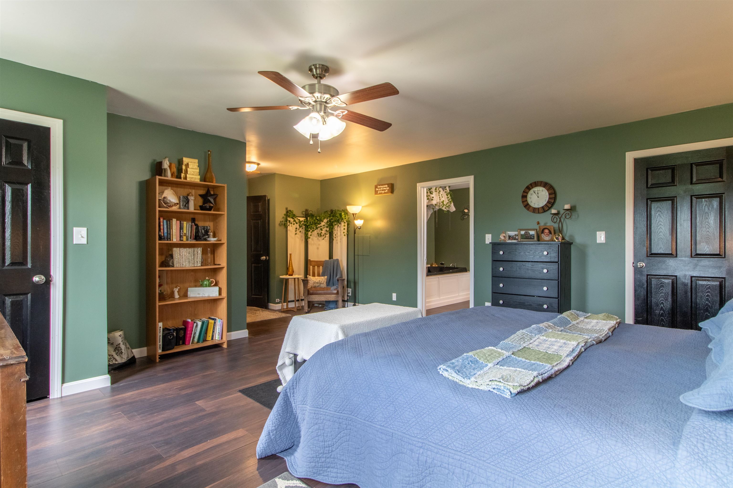 207 Pine Street Property Photo 25