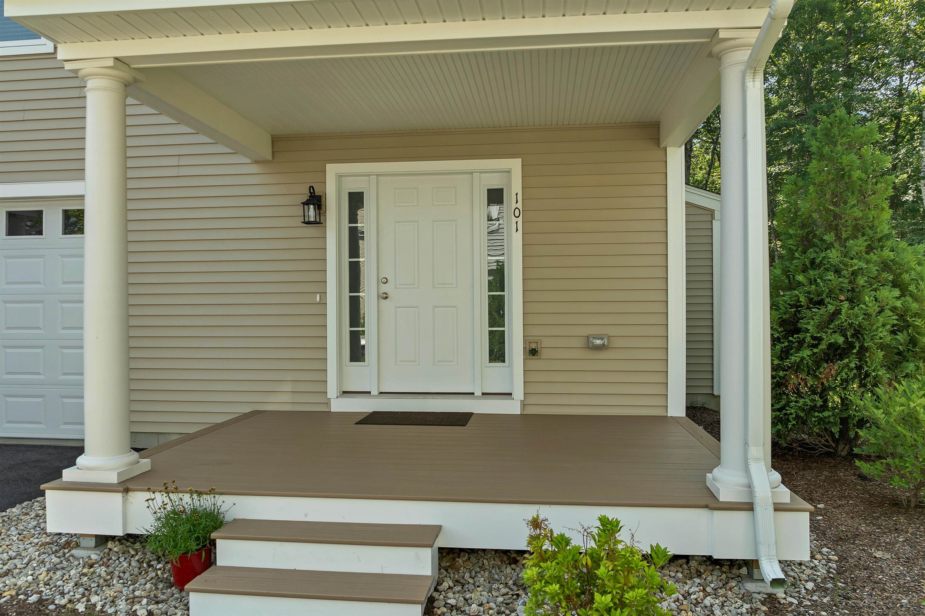 101 Centerwood Way Property Photo 3