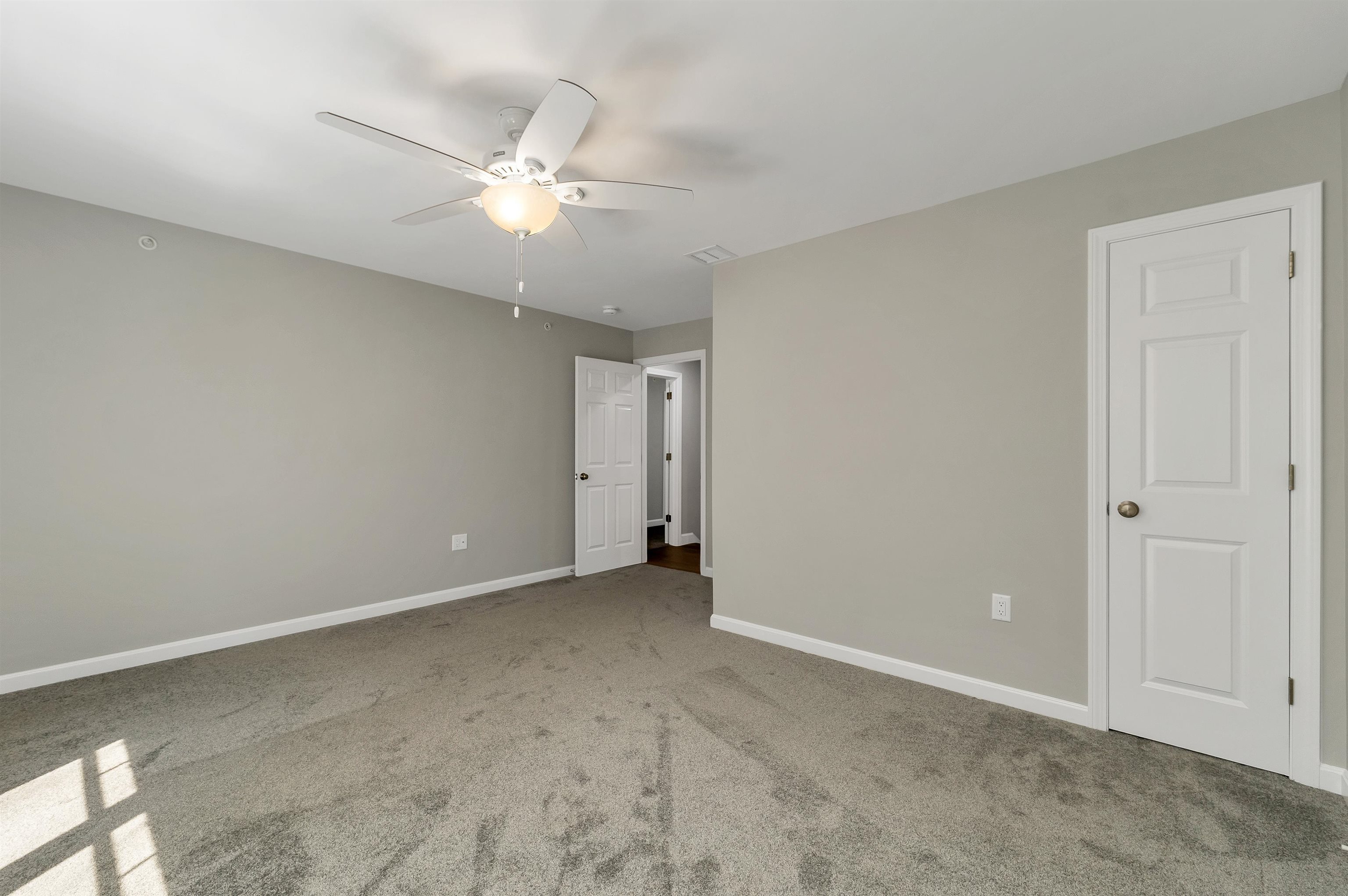 101 Centerwood Way Property Photo 28