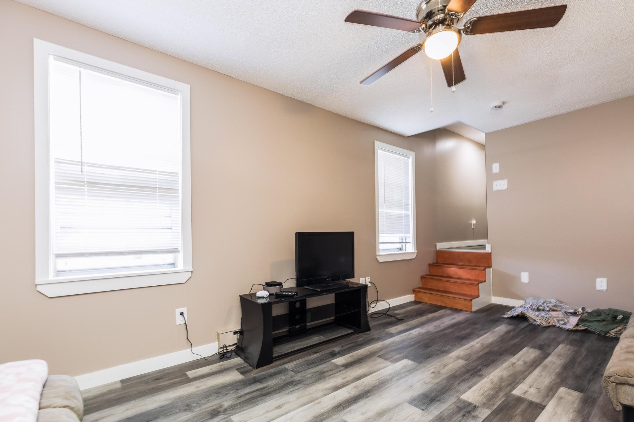 11 Cleveland Street Property Photo 20
