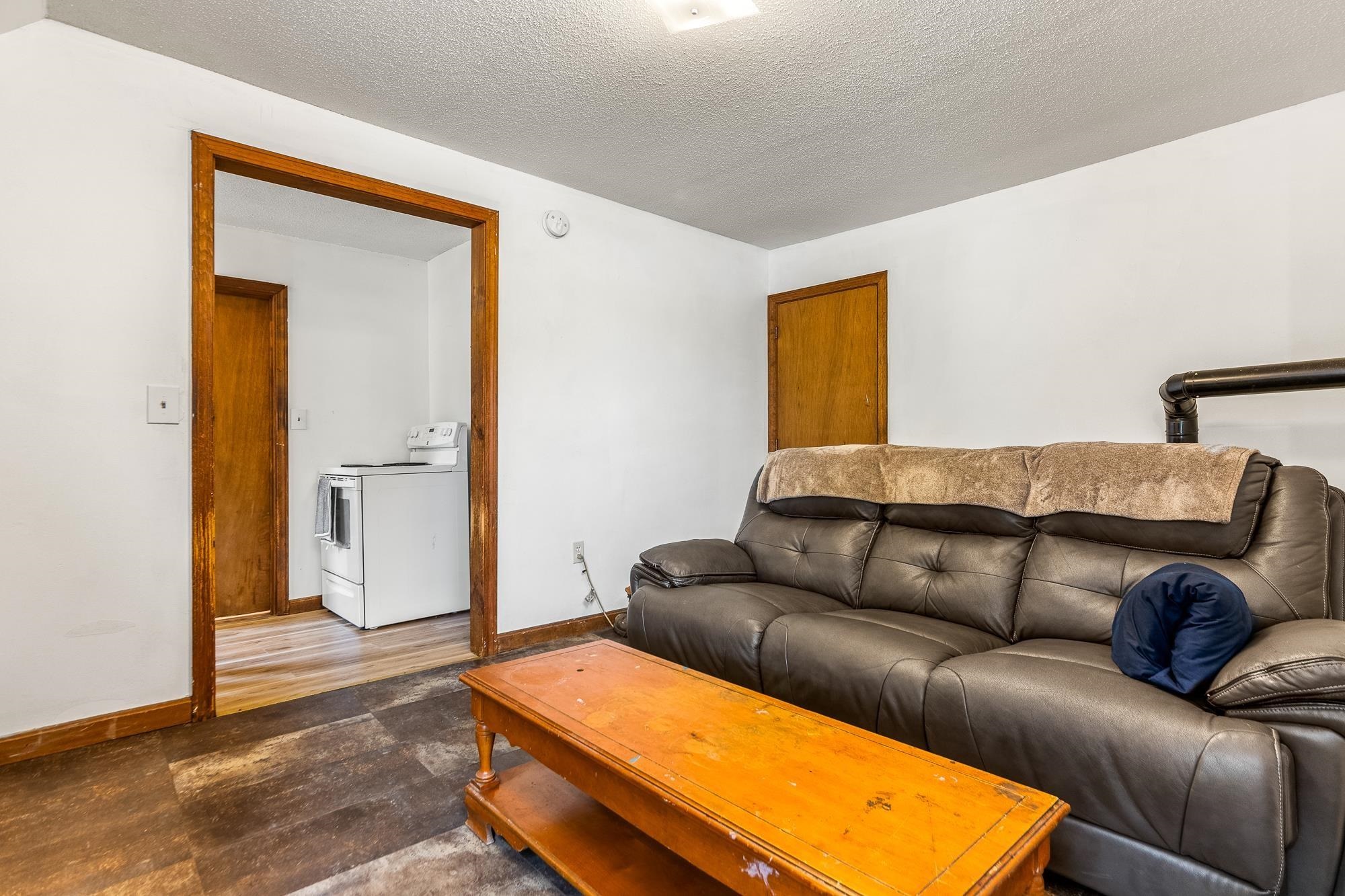11 Cleveland Street Property Photo 29