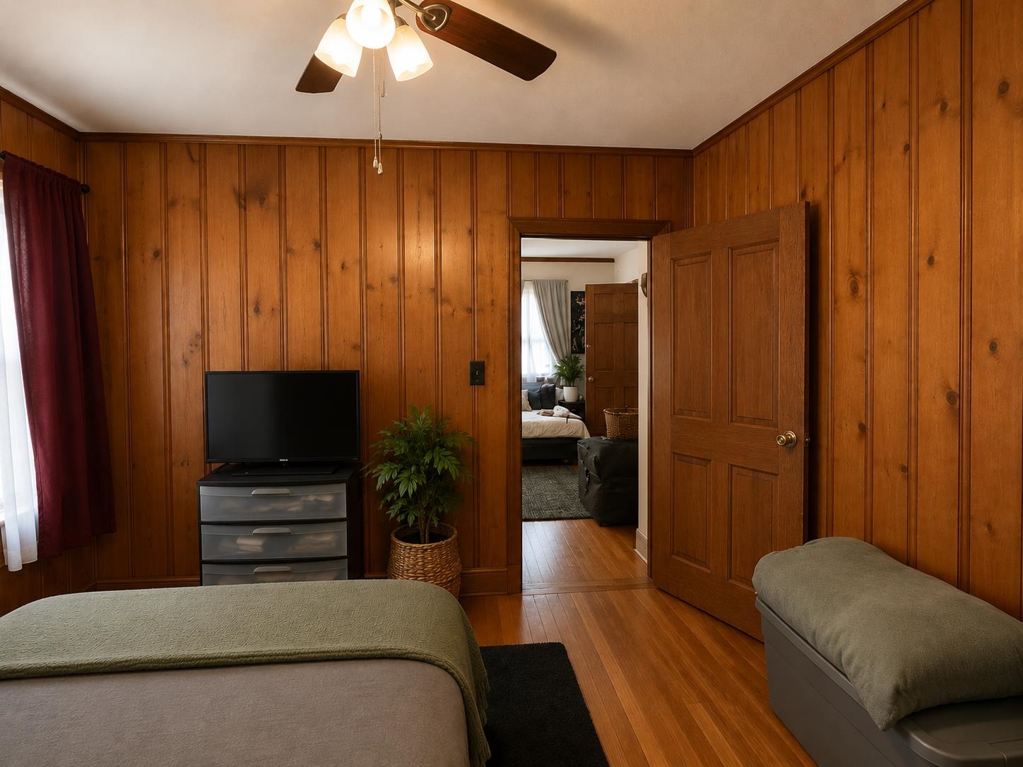 145 E Hollis Street Property Photo 10