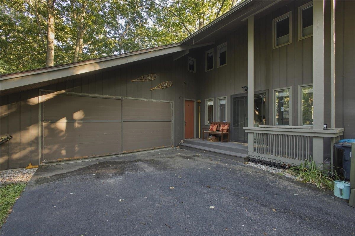 243 Biscayne Heights Property Photo 29