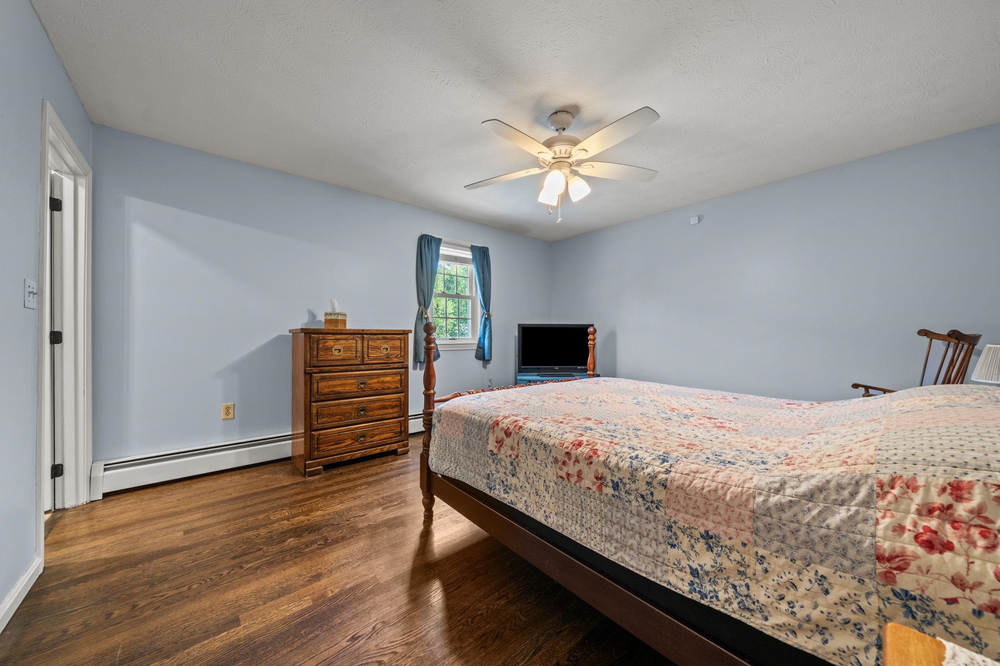 8 Forest Street Property Photo 26