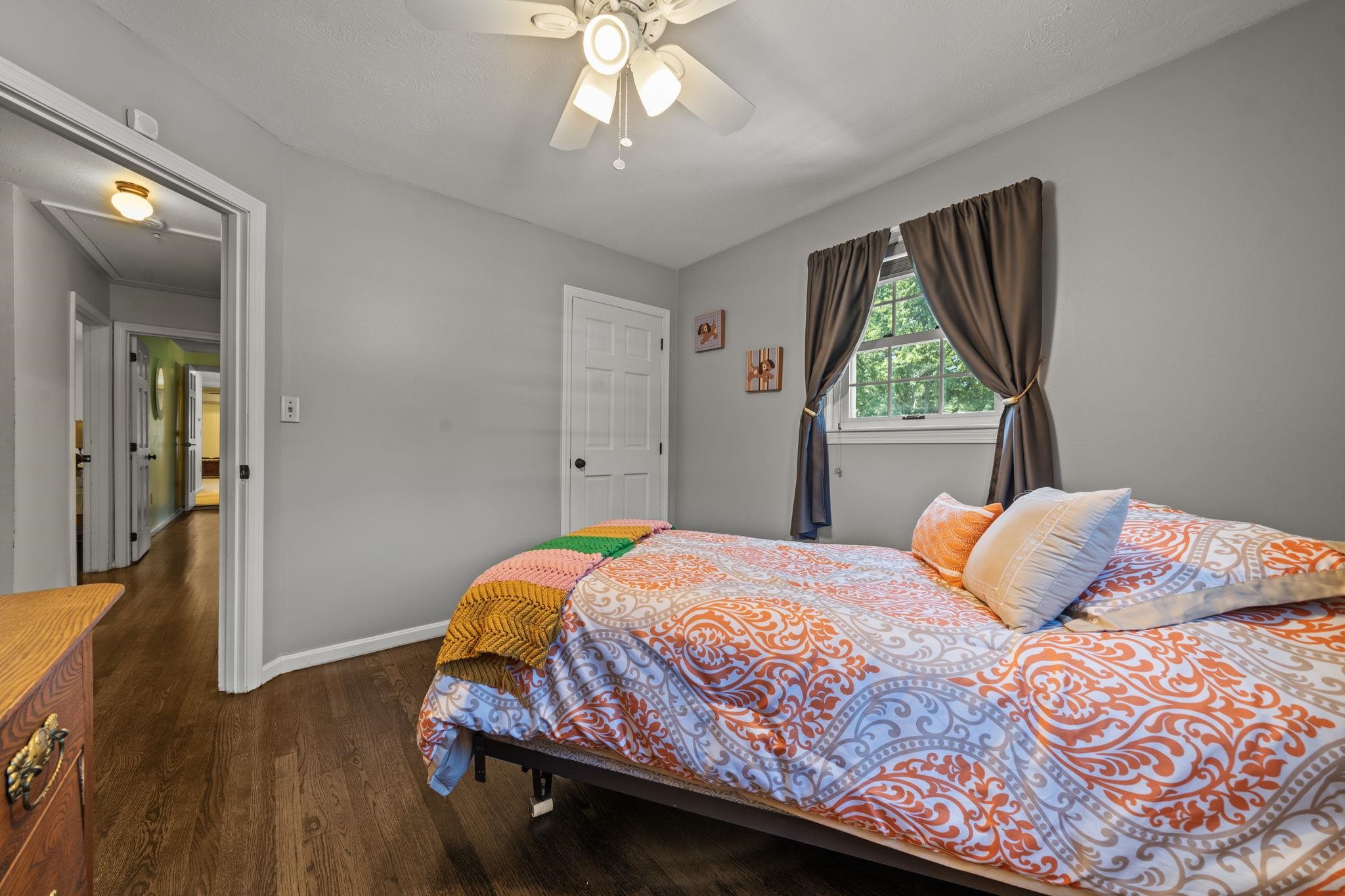 8 Forest Street Property Photo 34