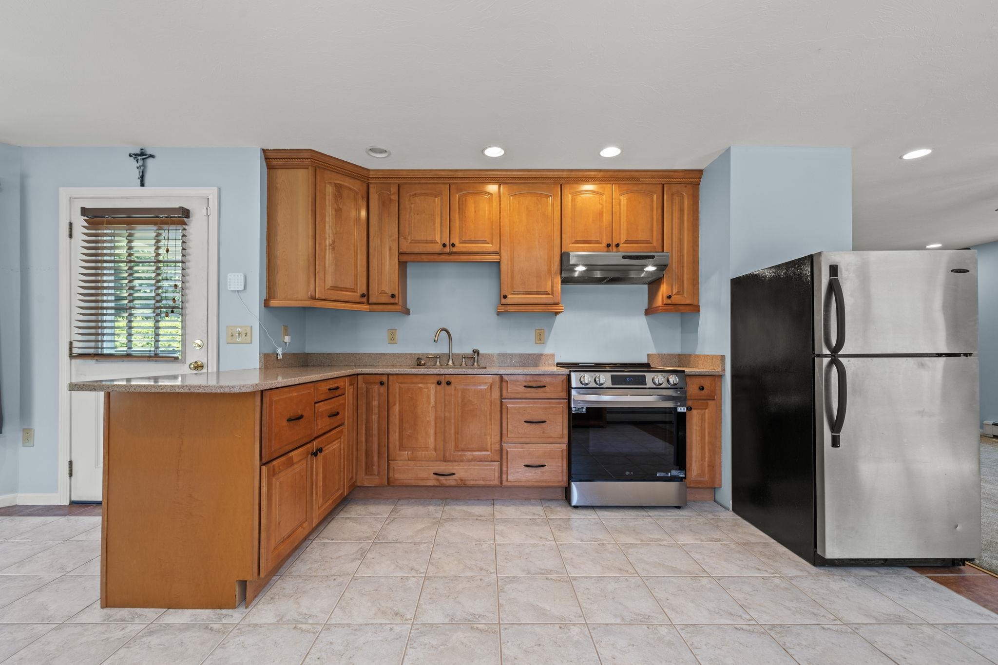 8 Forest Street Property Photo 40