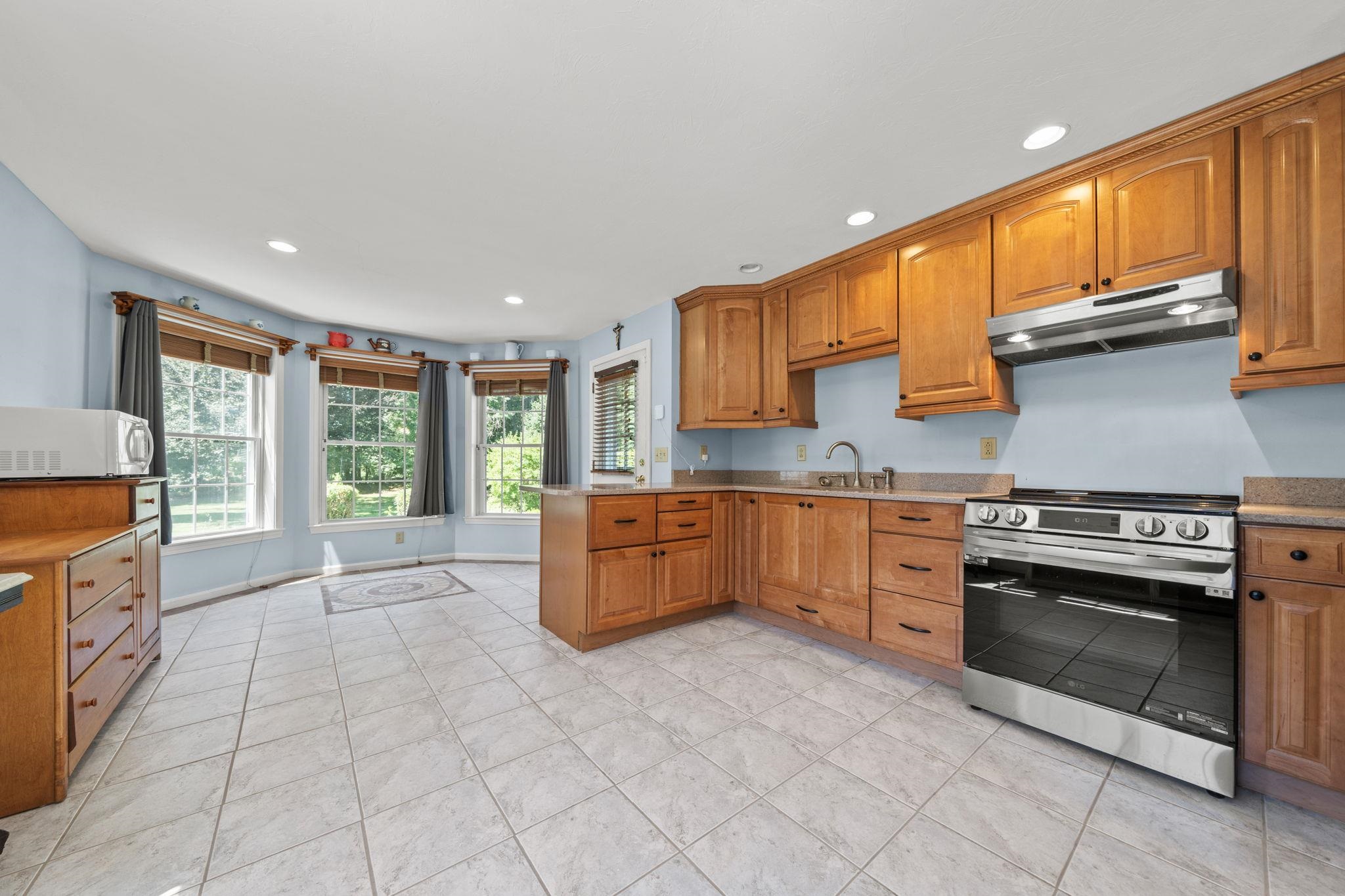 8 Forest Street Property Photo 41