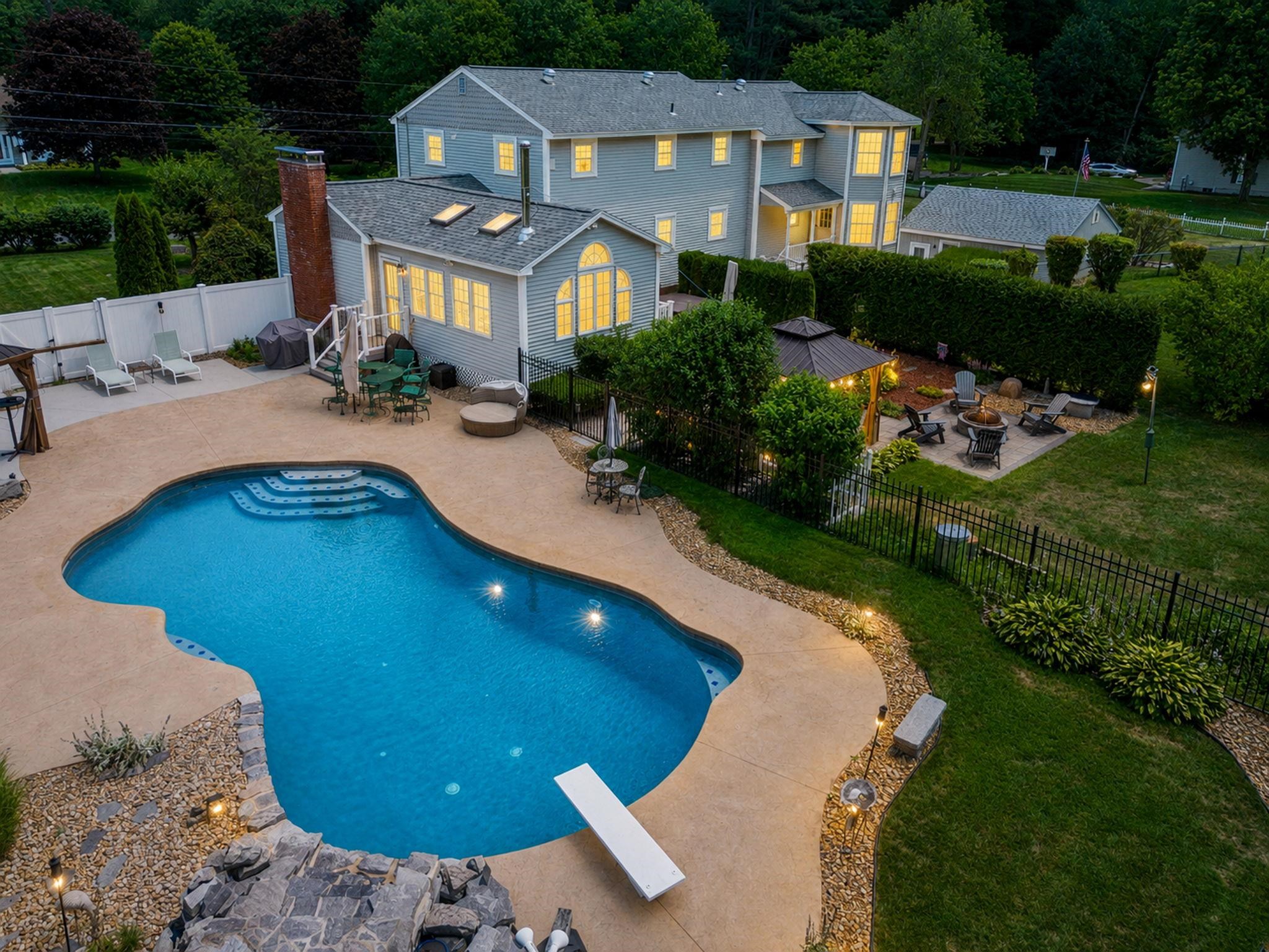 8 Forest Street Property Photo 60