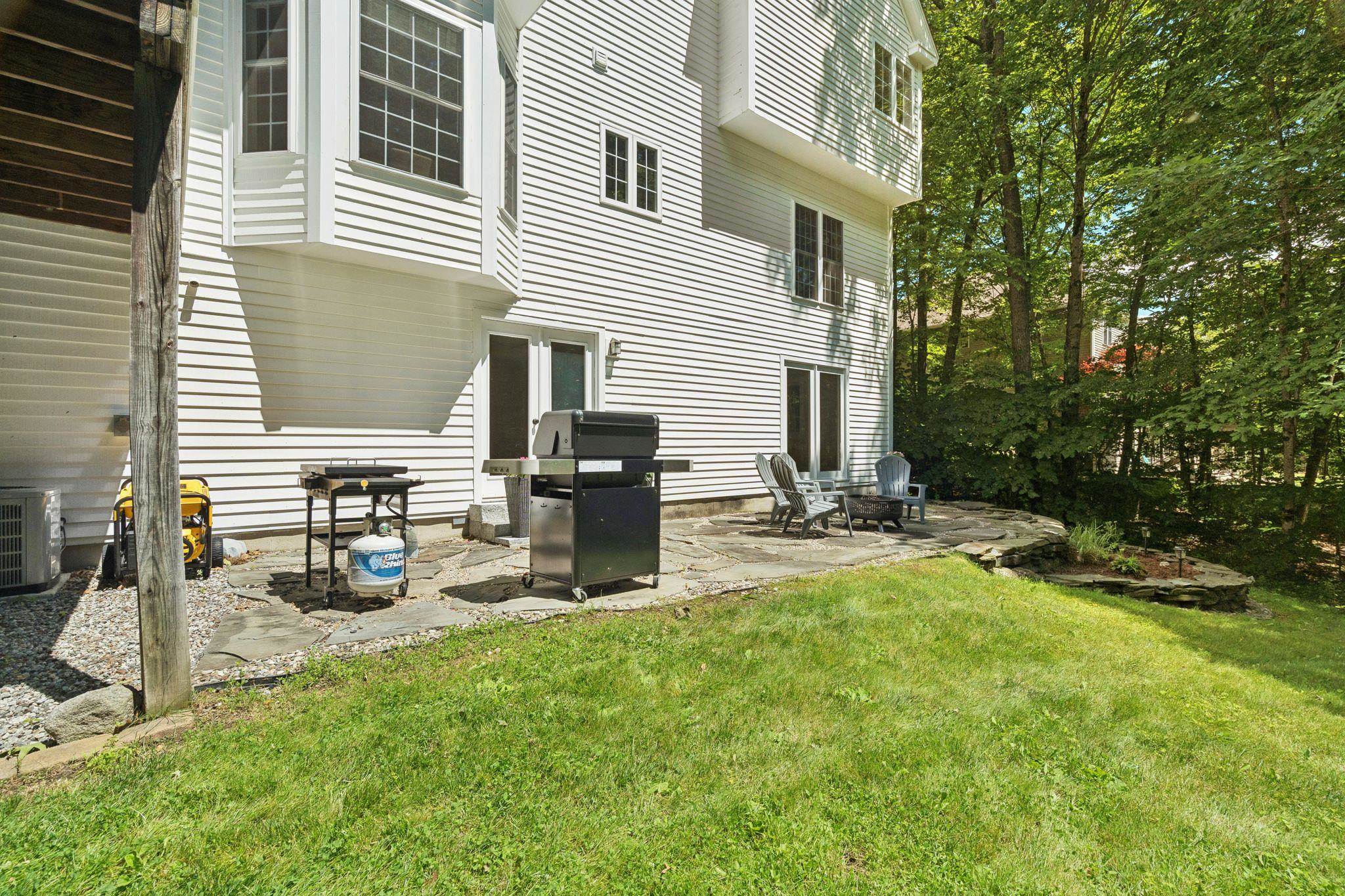14 Whittier Drive Property Photo 44