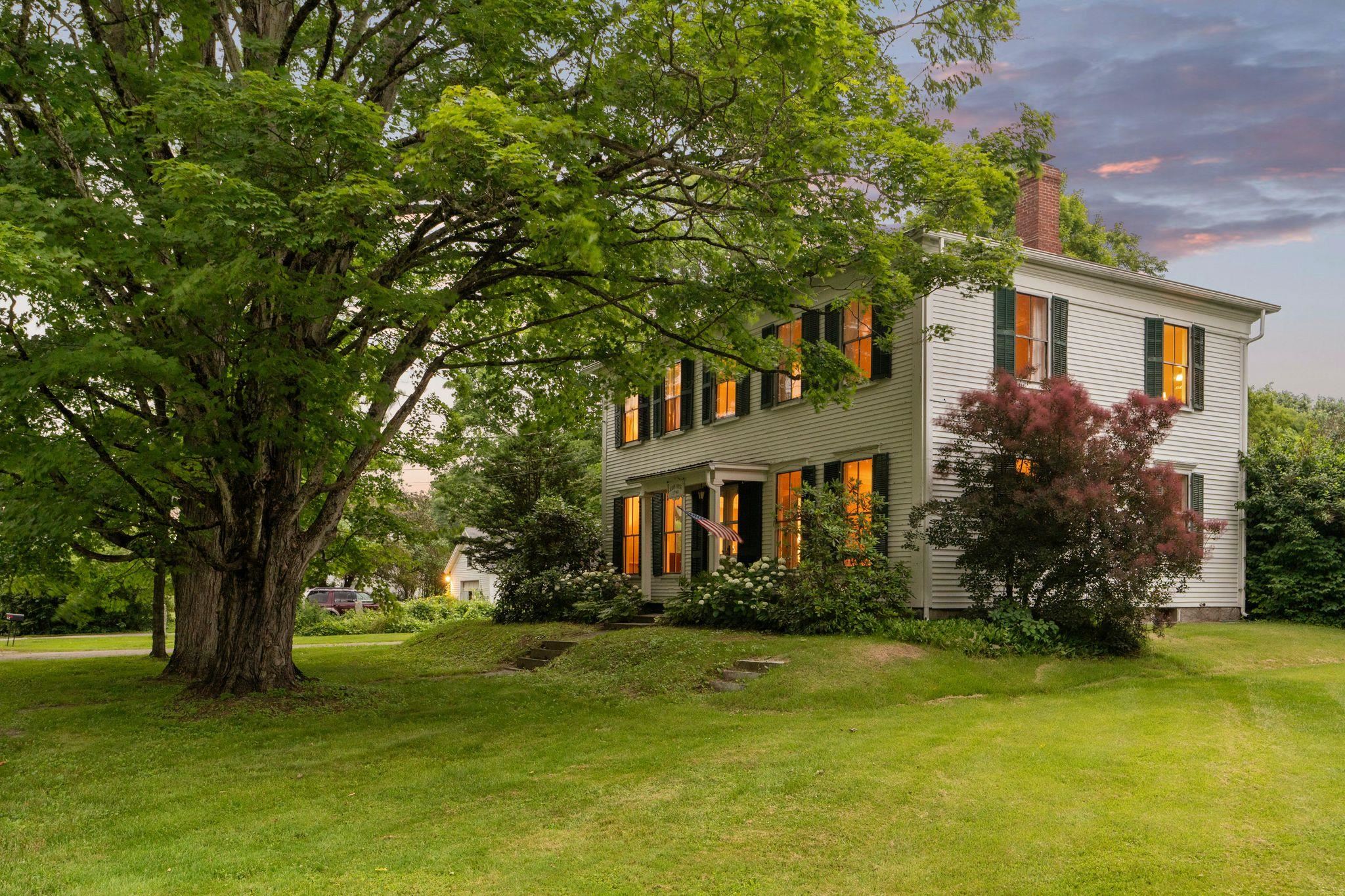 52 School Street Property Photo 4