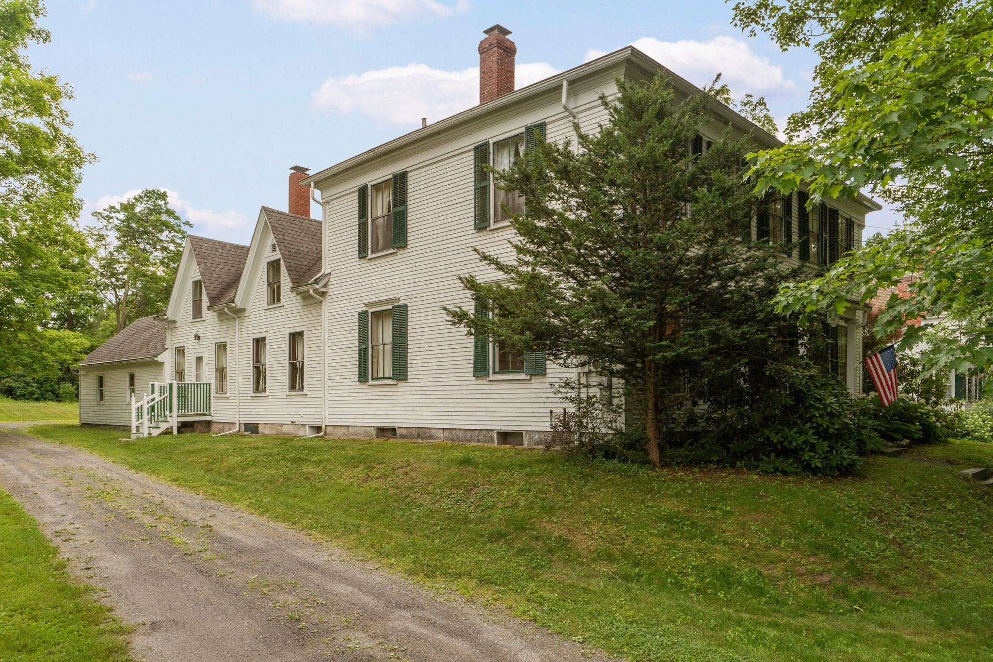 52 School Street Property Photo 9