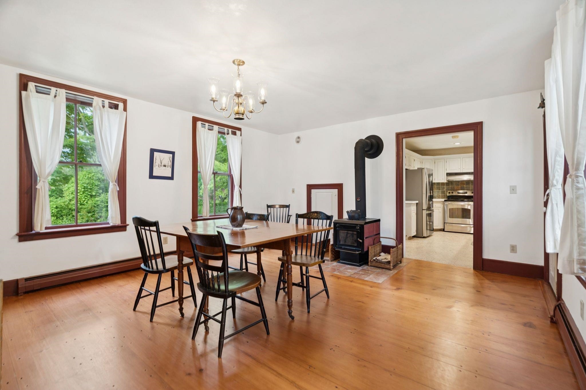 52 School Street Property Photo 25