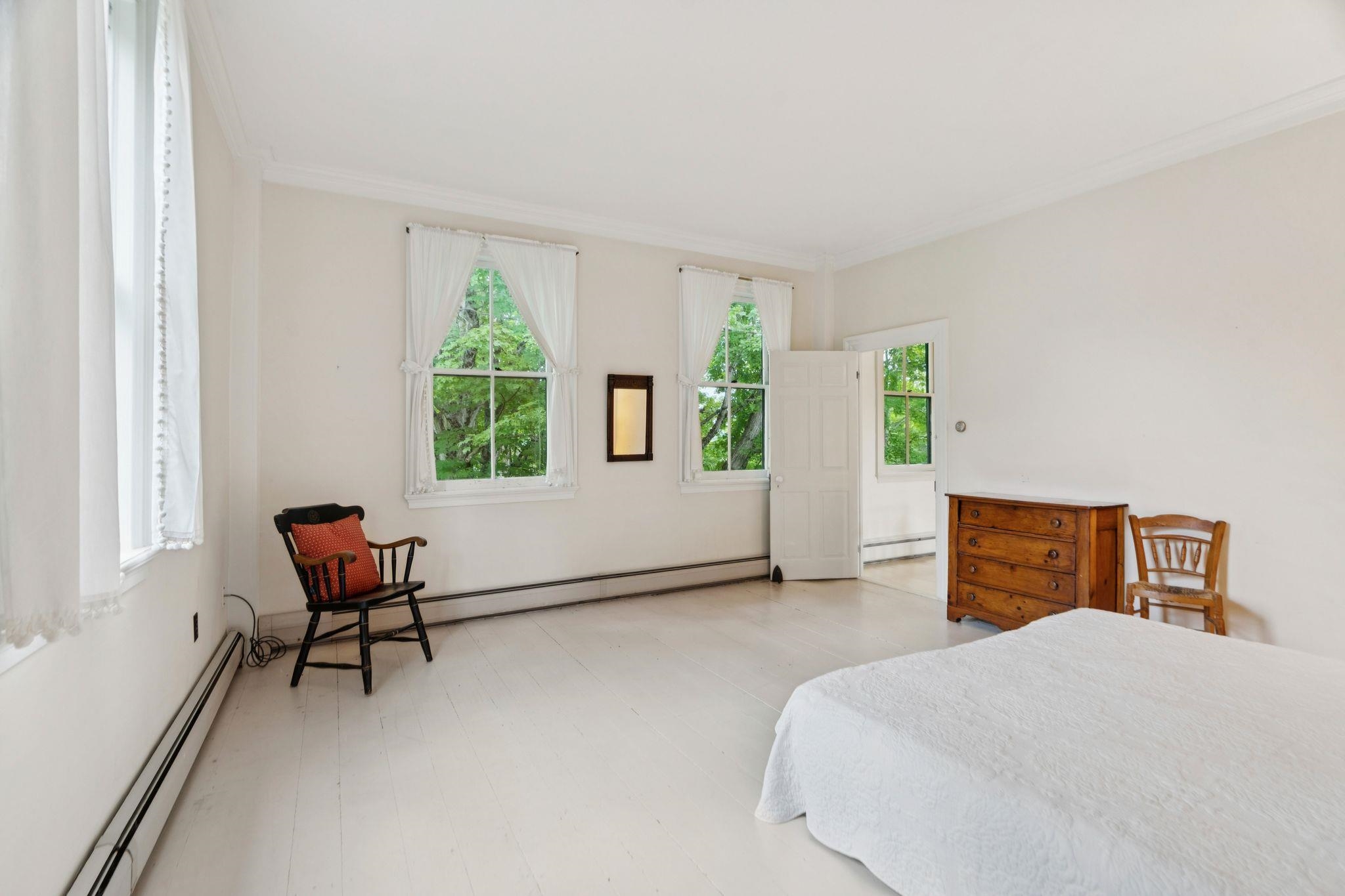 52 School Street Property Photo 35