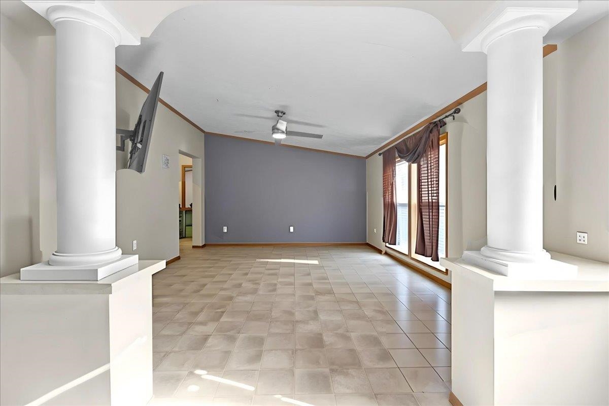 525 Christmas Lane Property Photo 4