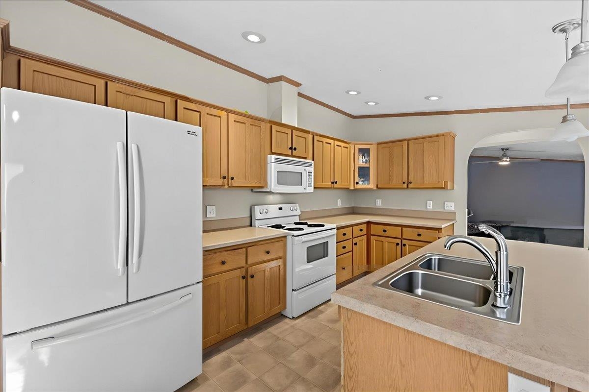 525 Christmas Lane Property Photo 10