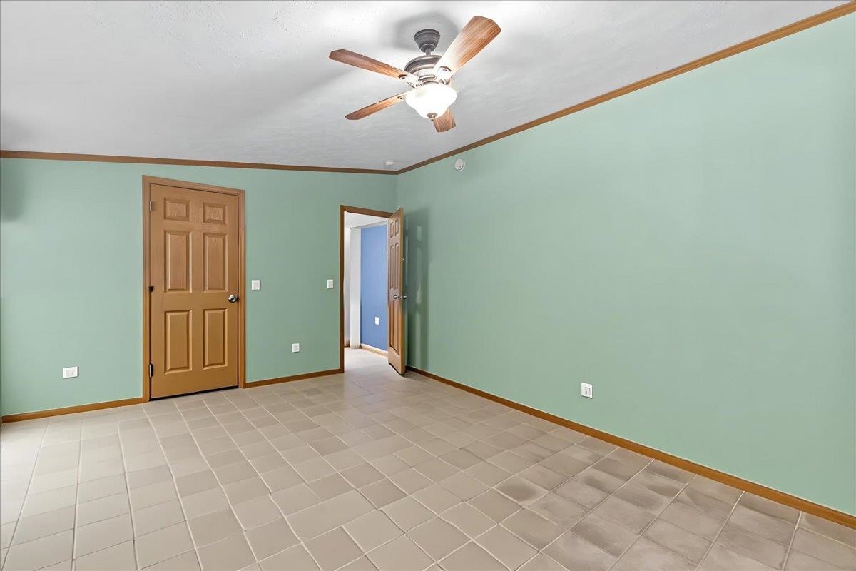 525 Christmas Lane Property Photo 19