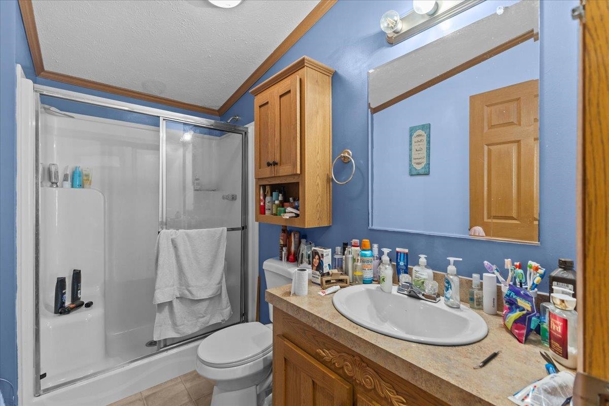 525 Christmas Lane Property Photo 23