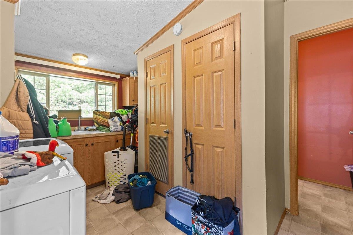 525 Christmas Lane Property Photo 37